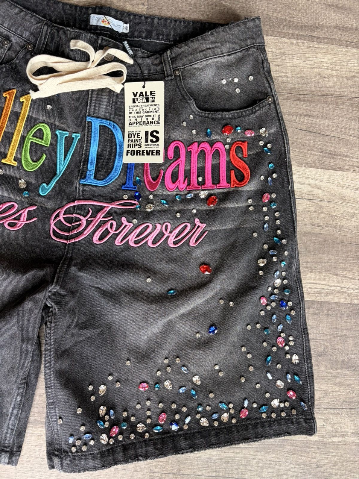 Vale Vale Forever Ice Cream Jorts Size US 36 / EU 52 - 4 Thumbnail