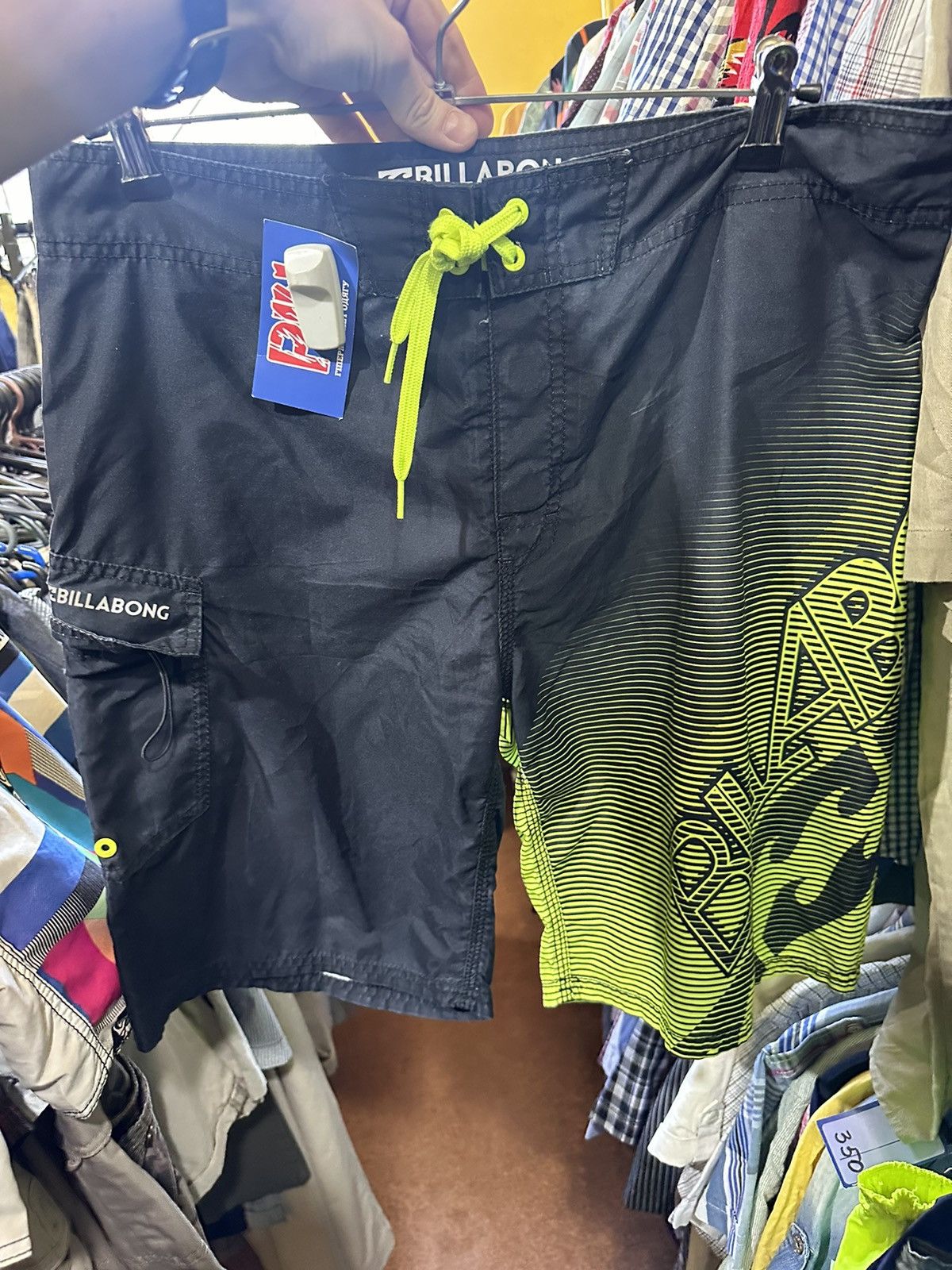 Billabong × Vintage Vintage billabong shorts size 34 surf big logo rare swim Size US 34 / EU 50 - 1 Thumbnail