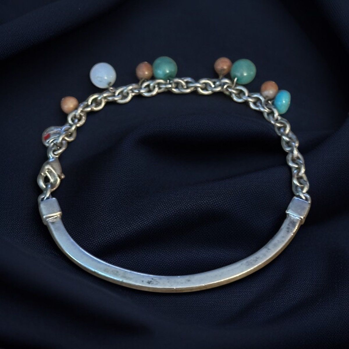 Other Silver tone solid curve link & chain bead dangles bracelet Size ONE SIZE - 1 Thumbnail