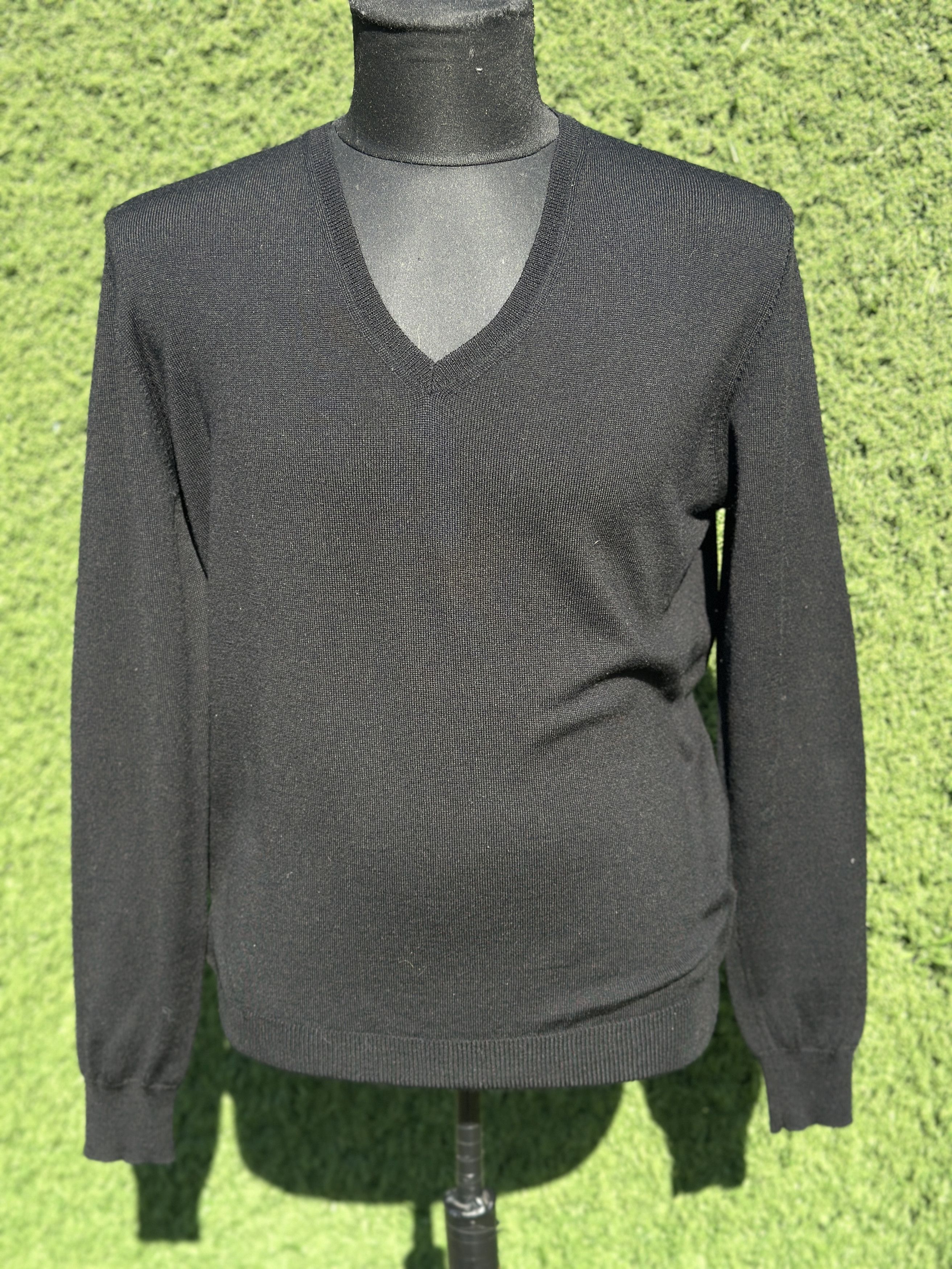 Prada Prada Milano Black V Neck Wool Sweater Italy Knit Size 50 IT Size US M / EU 48-50 / 2 - 1 Thumbnail