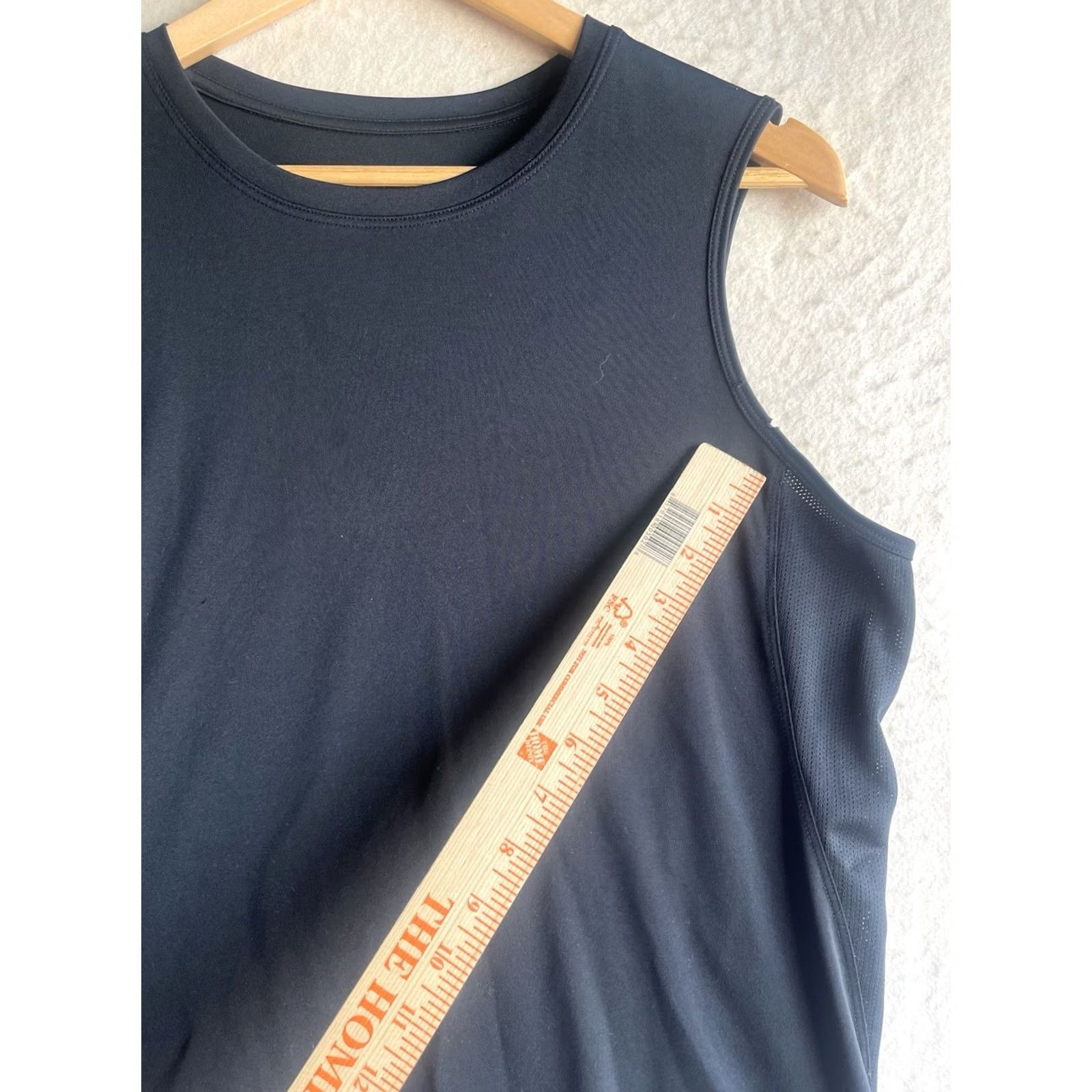 Champion Champion Tank Top Woman Black XL Crew Neck Athletic Lightweight Sleeveless Shirt Shirt Logo Casual Travel Modern Basic Cotton Blend Sports Women Mens? Size XL / US 12-14 / IT 48-50 - 6 Thumbnail