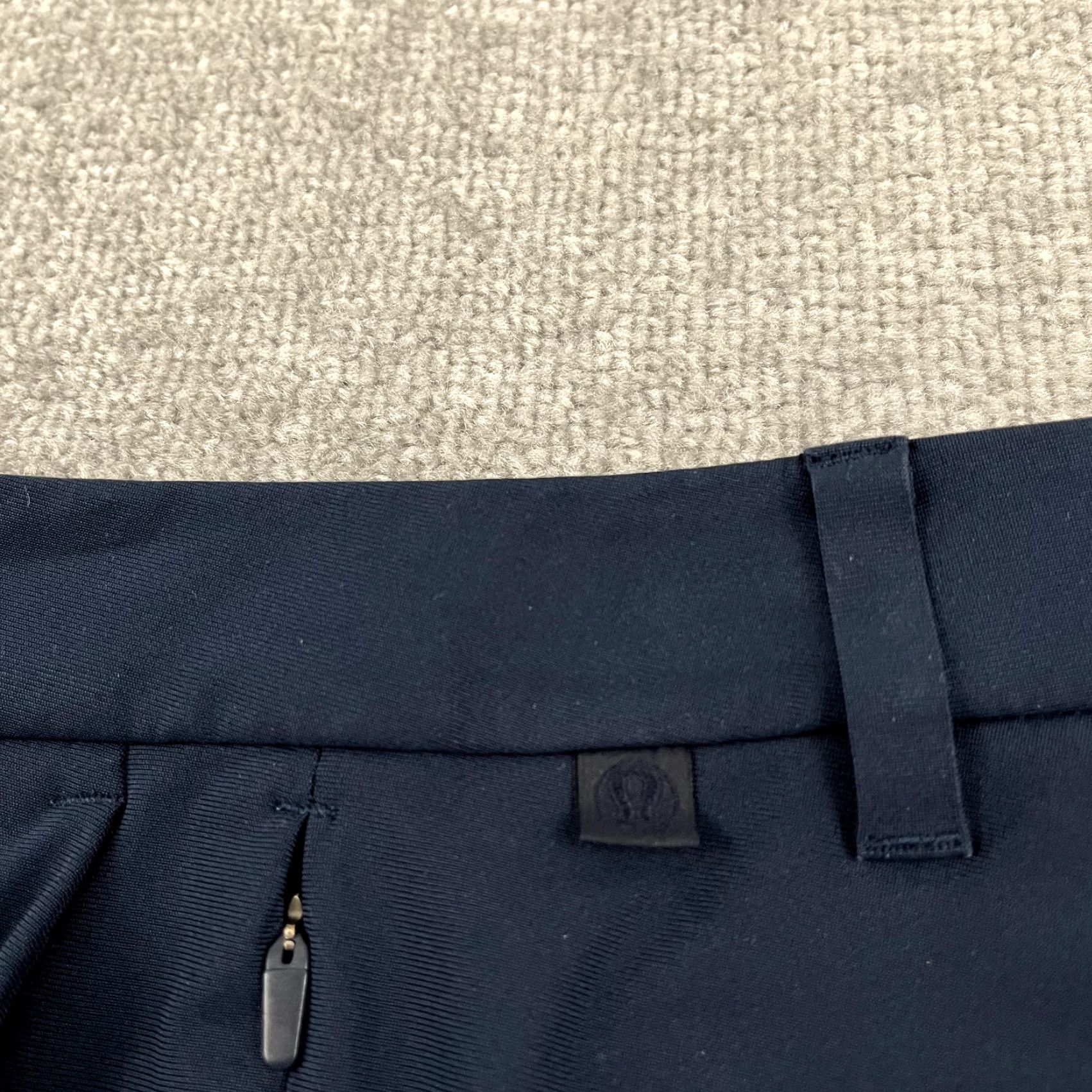 Lululemon LULULEMON Pants Mens 32x32 Navy Blue Commission Classic Golf Travel Performance Shirt? Size US 32 / EU 48 - 6 Thumbnail