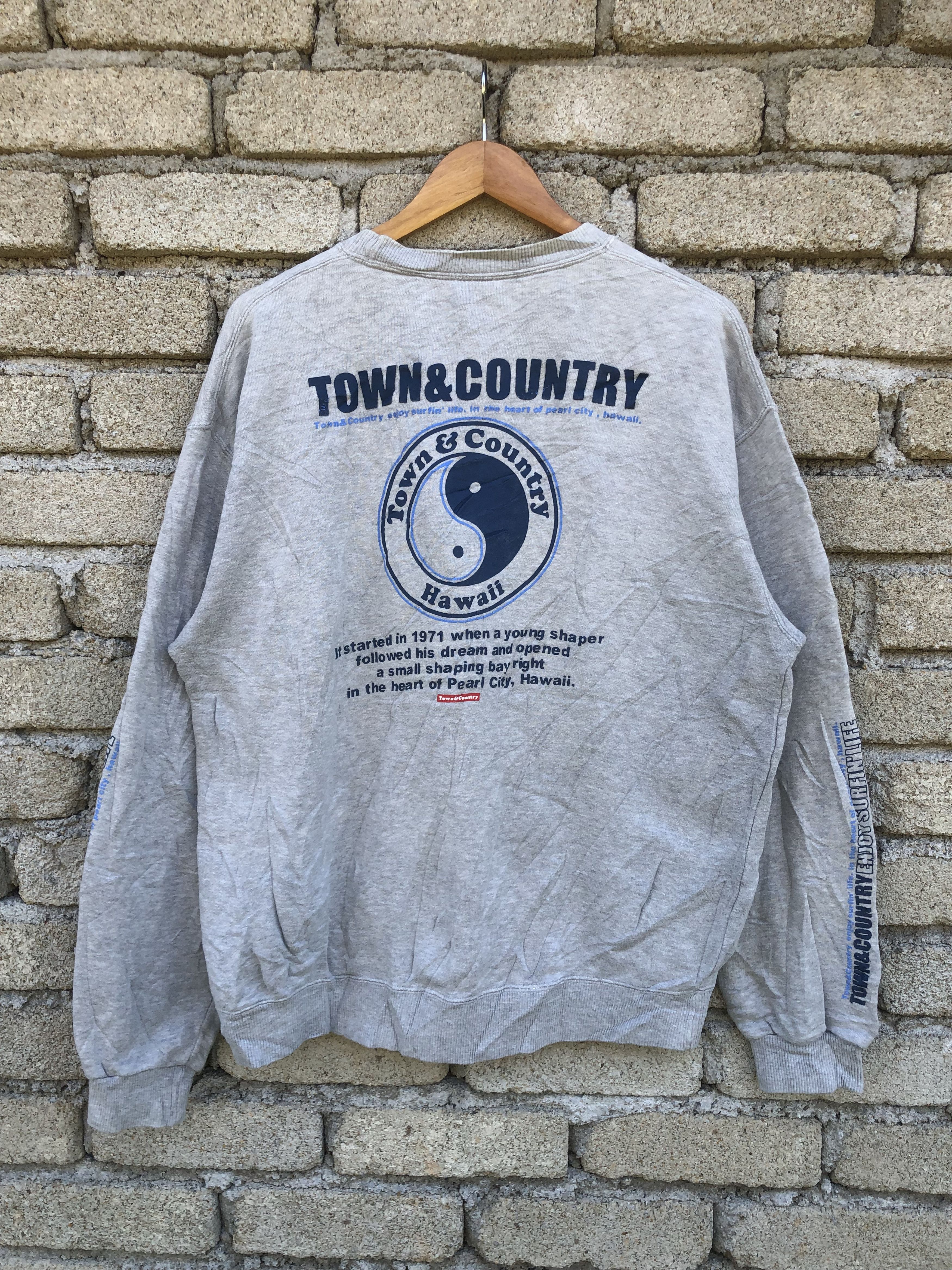 Vintage Vintage T&C Hawaii Surf Design Logo Crewneck Sweatshirts Size US L / EU 52-54 / 3 - 1 Thumbnail