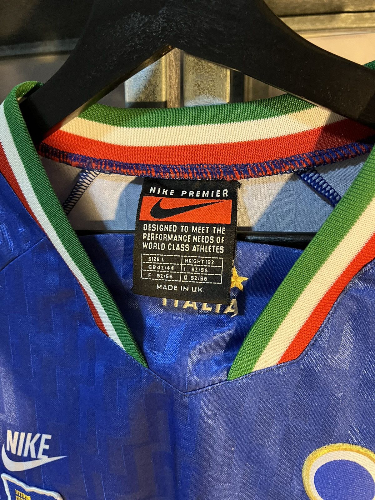 Nike × Vintage Rare Vintage 1995-1996 Nike Italy Training Soccer Jersey Size US L / EU 52-54 / 3 - 6 Thumbnail