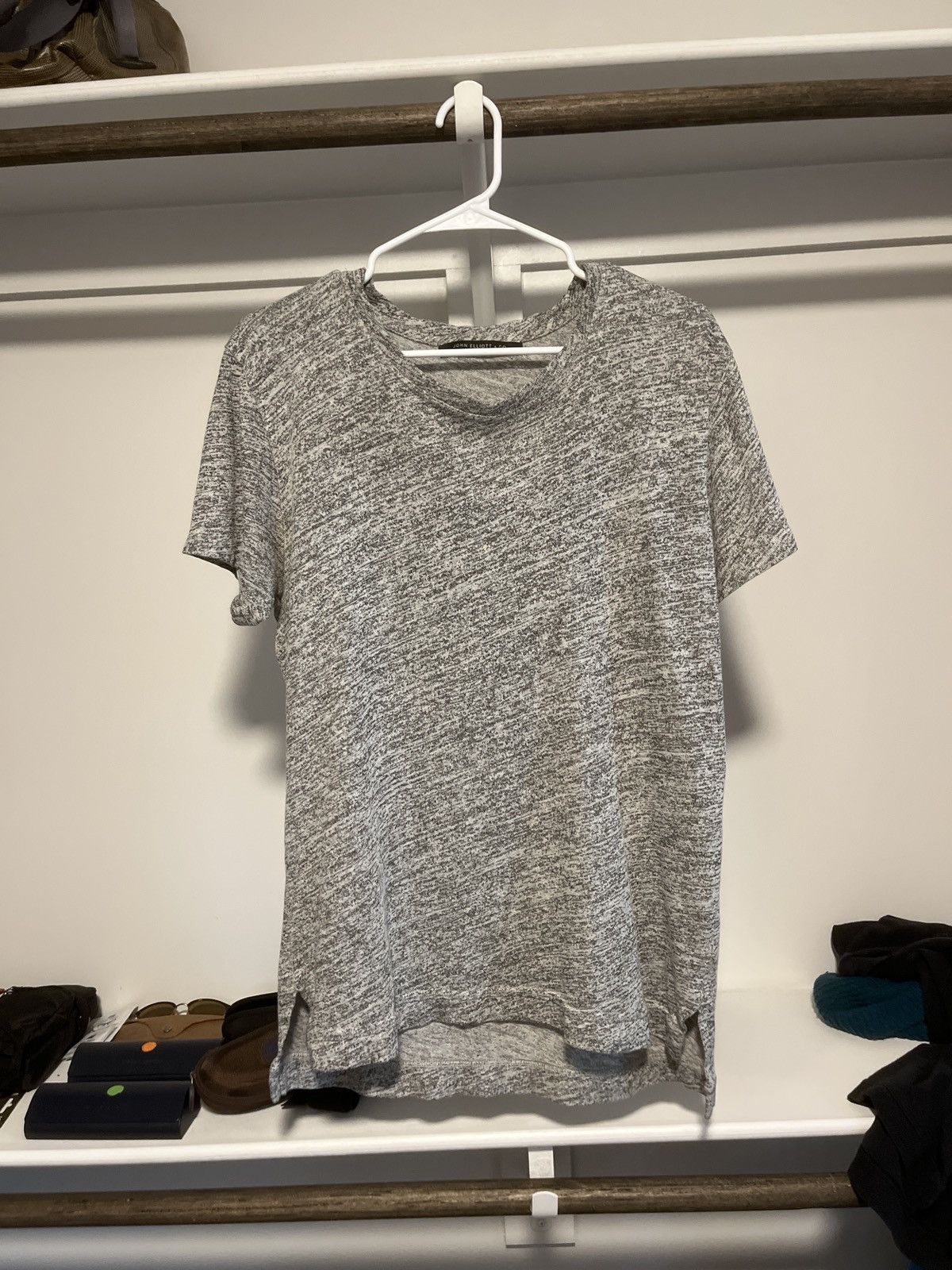 John Elliott John Elliott T-Shirt Sz 3 Heather Gray Size US L / EU 52-54 / 3 - 1 Thumbnail