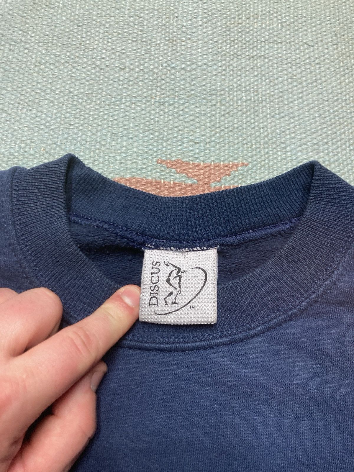 Vintage crewneck sweatshirt discus Russell blank faded grunge boxy L Size US L / EU 52-54 / 3 - 2 Thumbnail