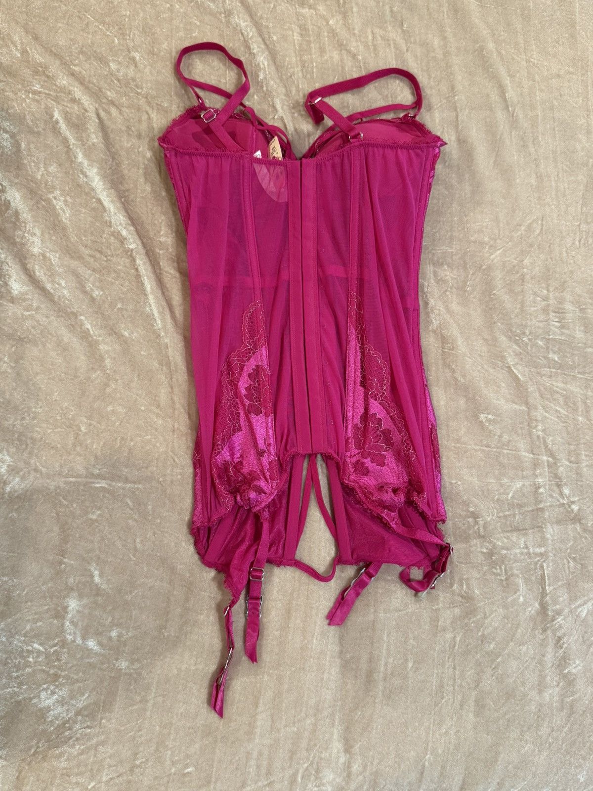 Victoria's Secret Victoria's Secret 34B Fuchsia Lace Chemise Size ONE SIZE - 5 Thumbnail