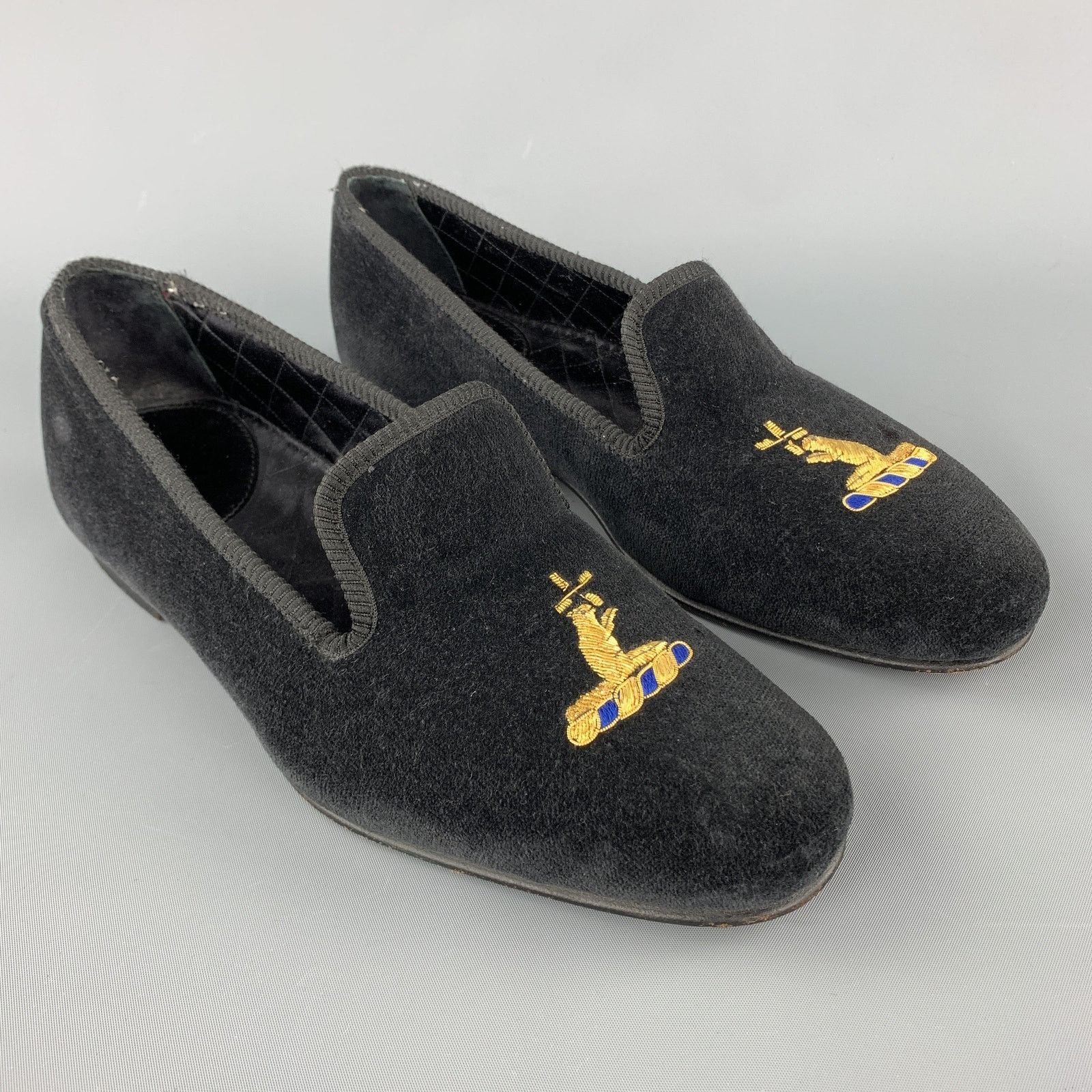 Custommade CUSTOM MADE Size 8 Black Embroidery Velvet Slippers Loafers Size US 8 / EU 41 - 2 Thumbnail