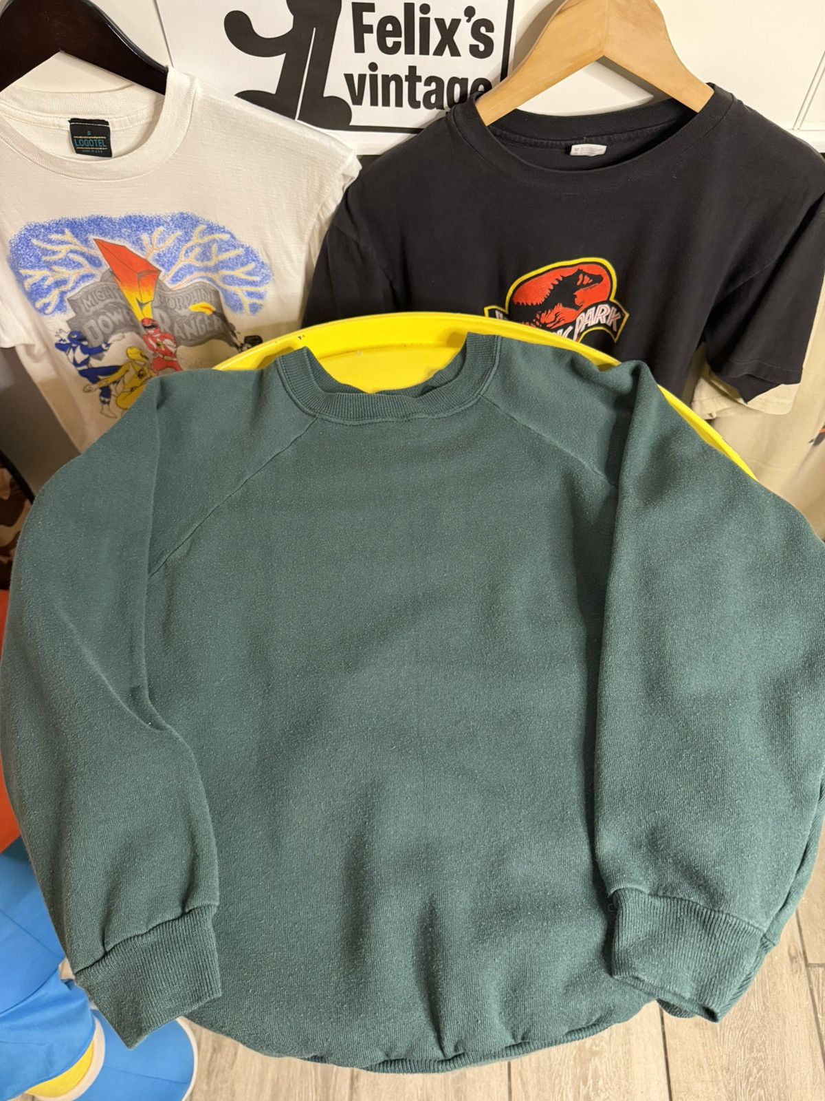 Vintage Vintage 1990s hanes blank crewneck forest green Size US M / EU 48-50 / 2 - 3 Thumbnail