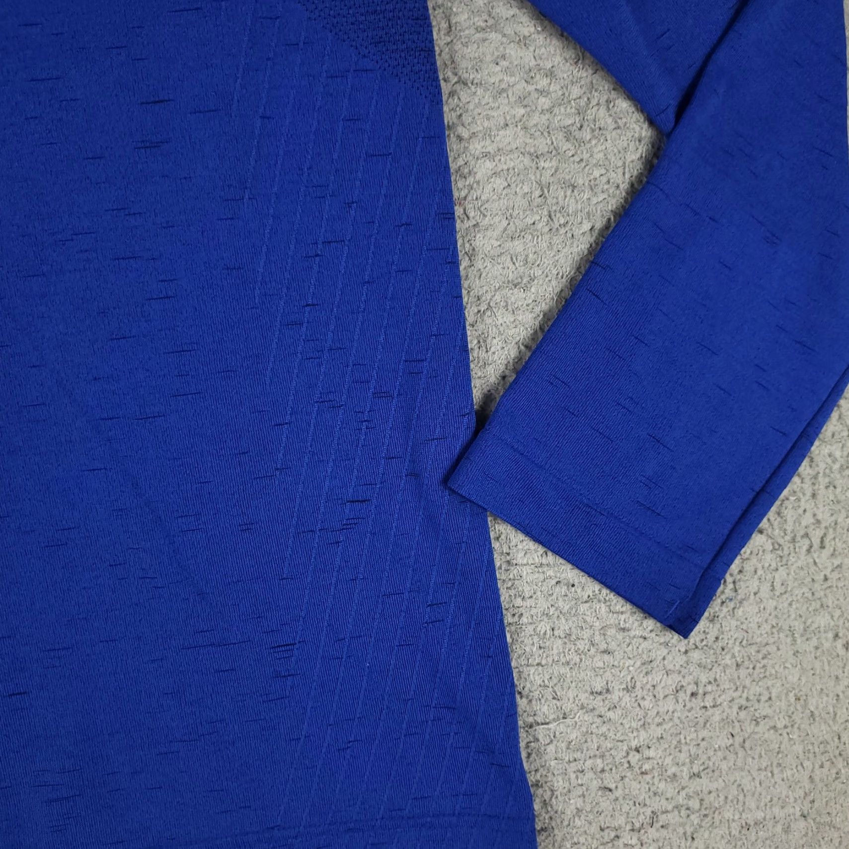Under Armour Under Armour Shirt Mens Large Blue HeatGear Fitted Athletic Quarter Zip Pullover Size US L / EU 52-54 / 3 - 4 Thumbnail