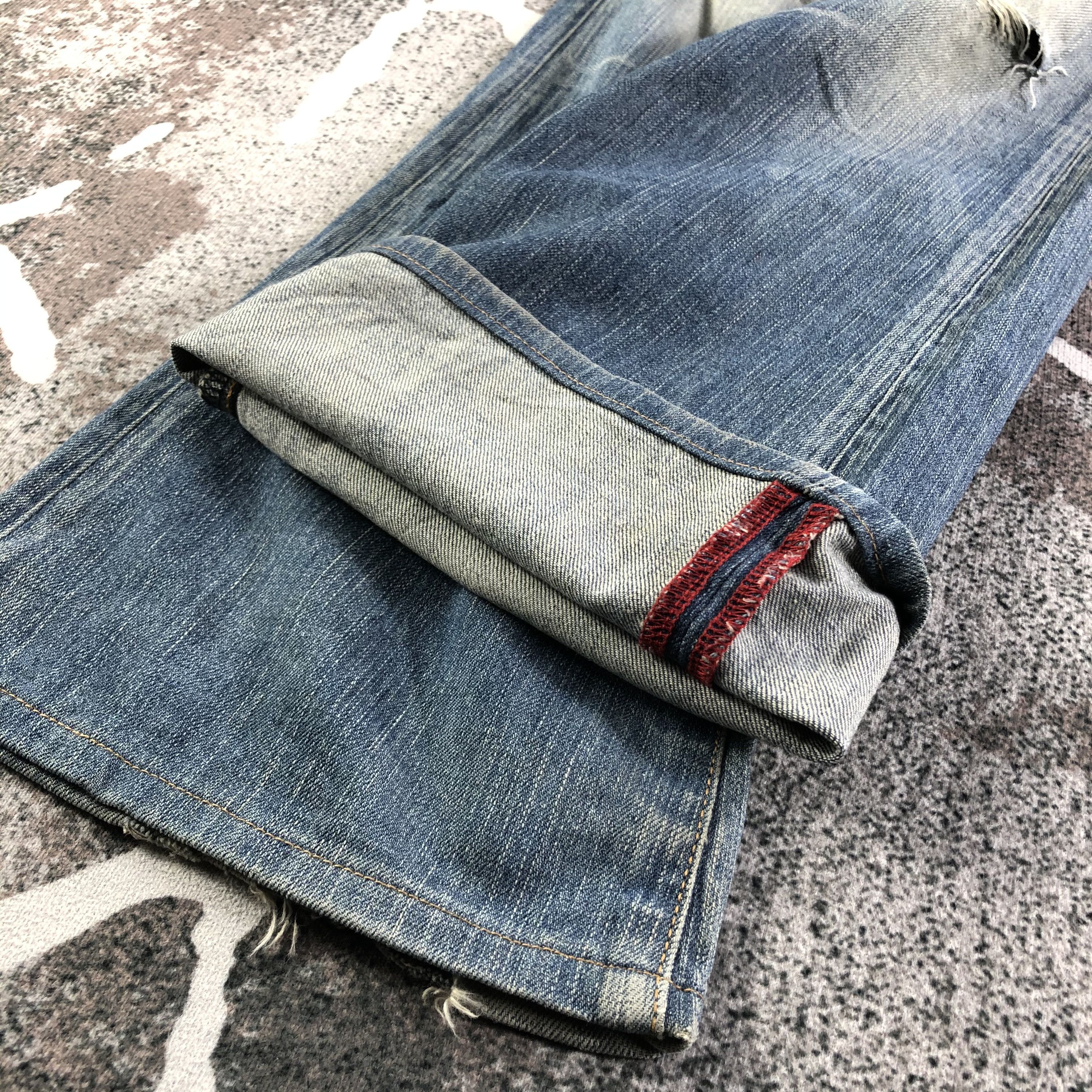 Levi's Vintage Levis 596 Jeans Flare Denim KJ2213 Size US 29 - 7 Thumbnail