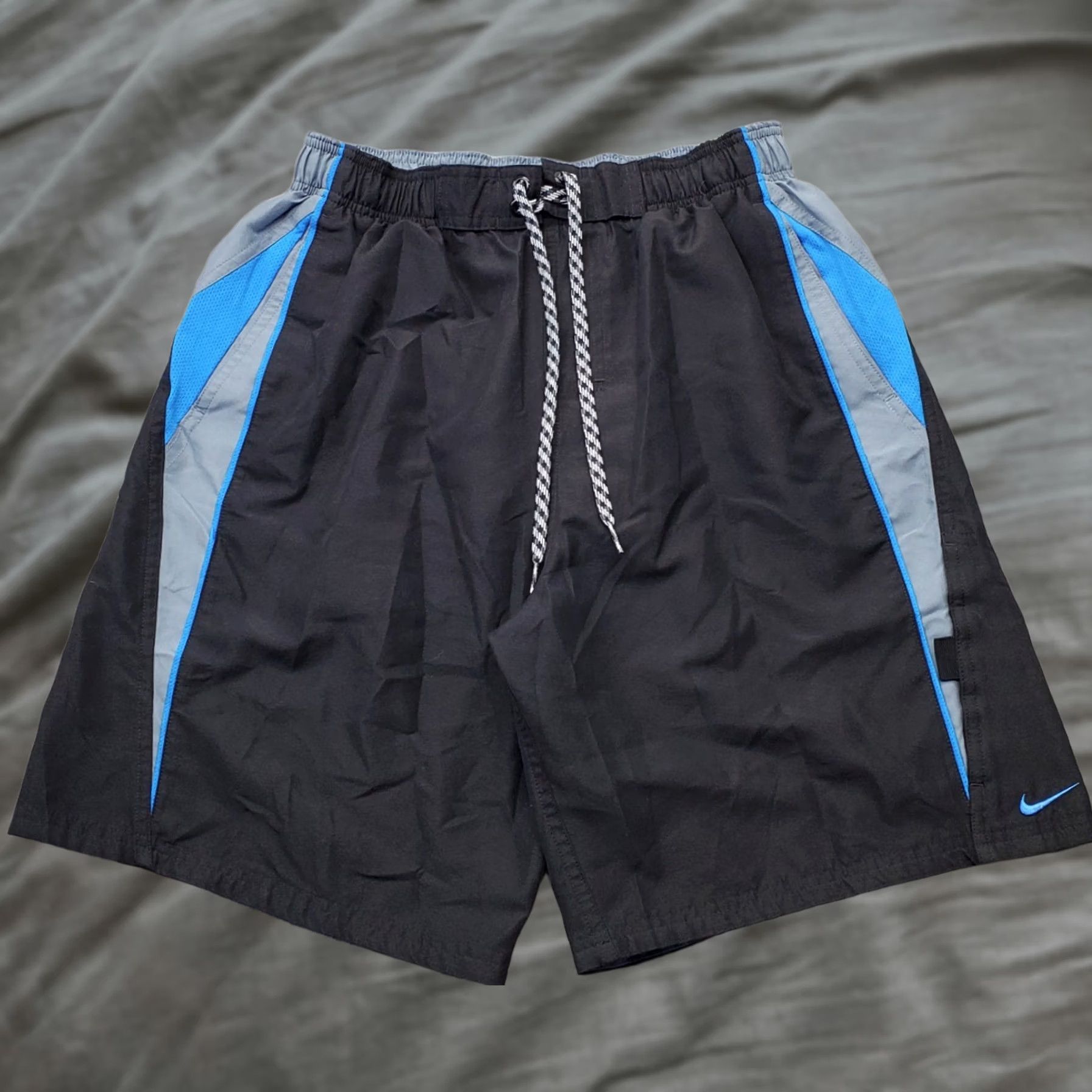 Nike Nike Swim Trunks Shorts Mens M Multicolor Swoosh Logo Elastic Waist Drawstring, Trunks, Nike, Mens, Size M, Multicolor, 90s? Size US 31 - 1 Thumbnail