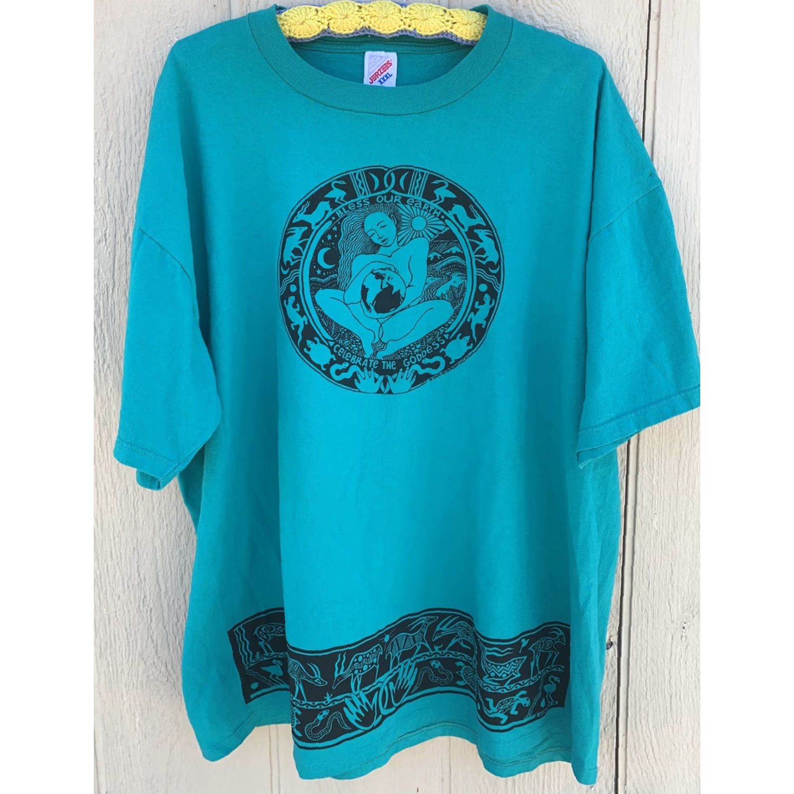 Jerzees VINTAGE Jerzees T-Shirt Unisex Adults 3XL Green Graphic Print 80s 90s Nature Animals Goddess Bless Our Earth Size US XXL / EU 58 / 5 - 5 Thumbnail