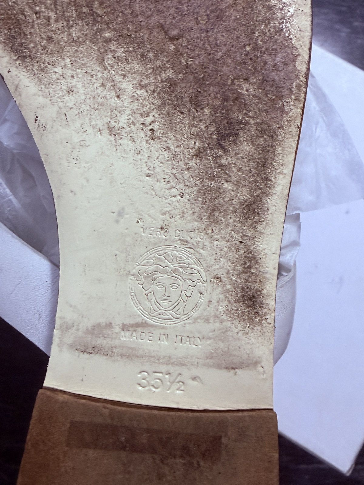 Versace Versace White Leather Medusa Sandals size it35.5 Size US 5.5 / IT 35.5 - 5 Thumbnail