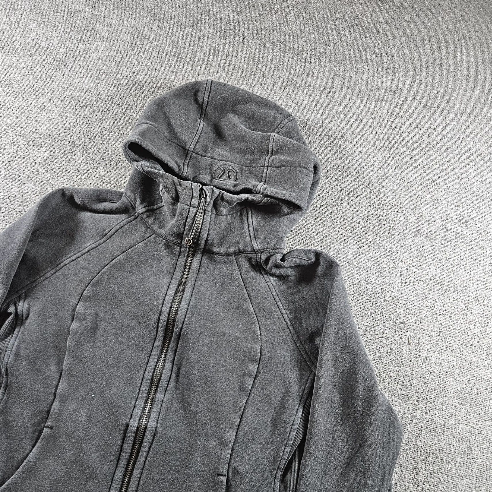 Lululemon Lululemon Scuba Hoodie Womens S/M Gray Full Zip Fleece Logo Thumbholes Size S / US 4 / IT 40 - 4 Thumbnail