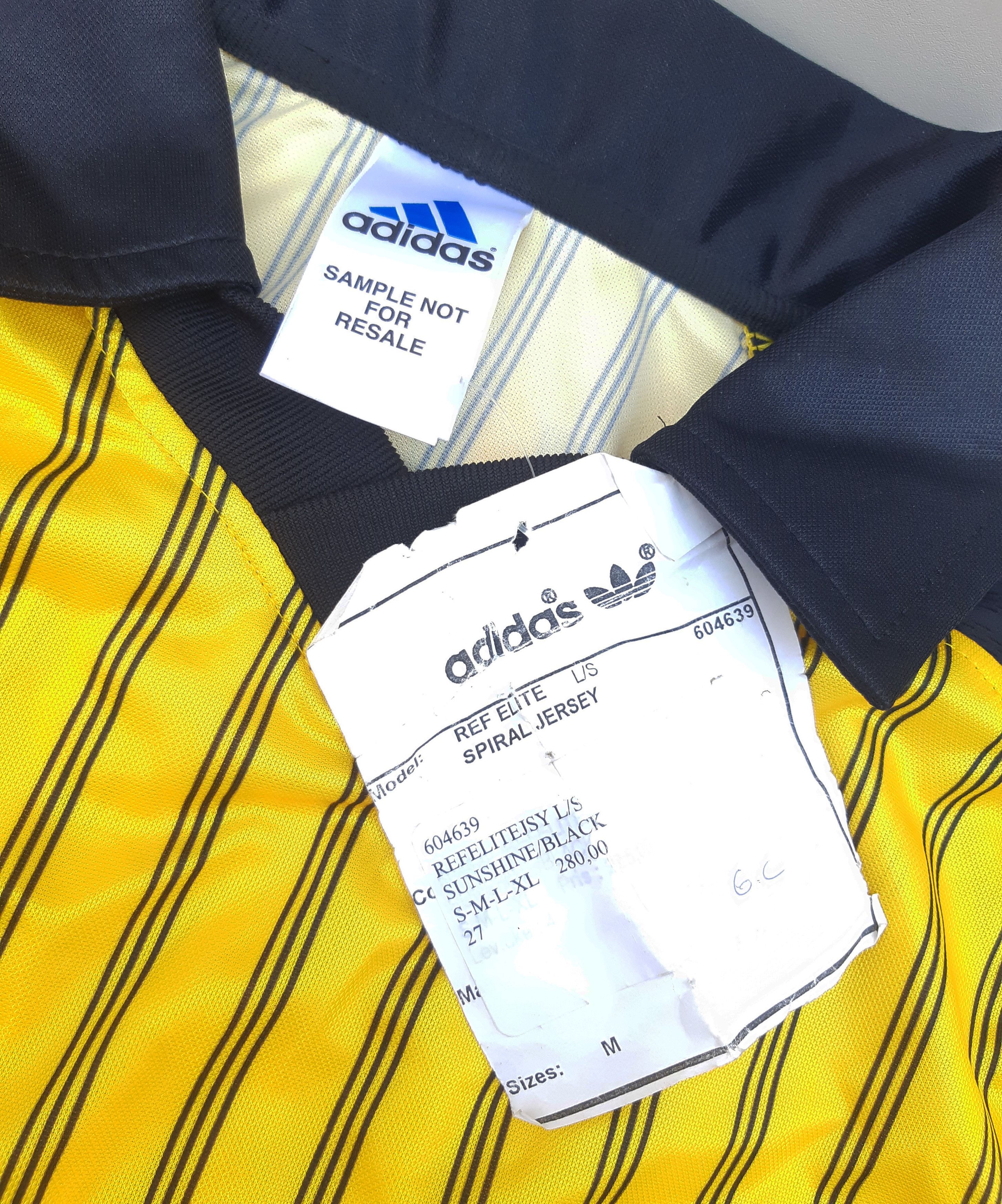 Adidas Vintage 90s ADIDAS Soccer referee Jersey England size M NWT Size US M / EU 48-50 / 2 - 4 Thumbnail