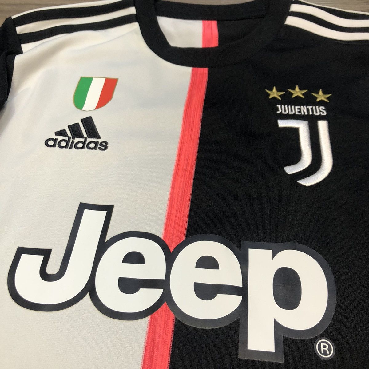 Juventus 19/20 home shirt #7 Ronaldo