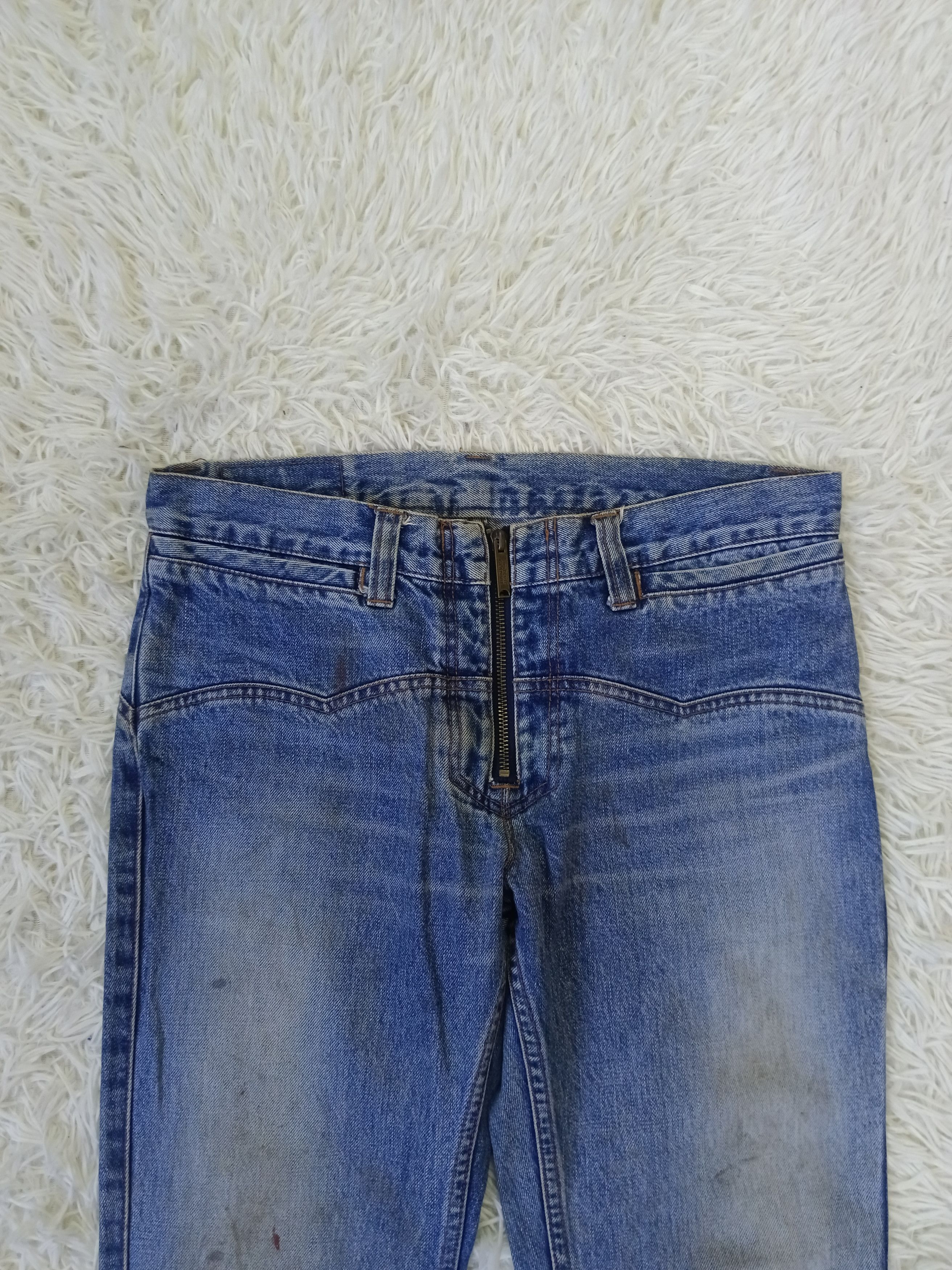 Hysteric Glamour DISTRESSED FLARE HYSTERIC GLAMOUR DENIM PANTS Size 30" / US 8 / IT 44 - 3 Thumbnail