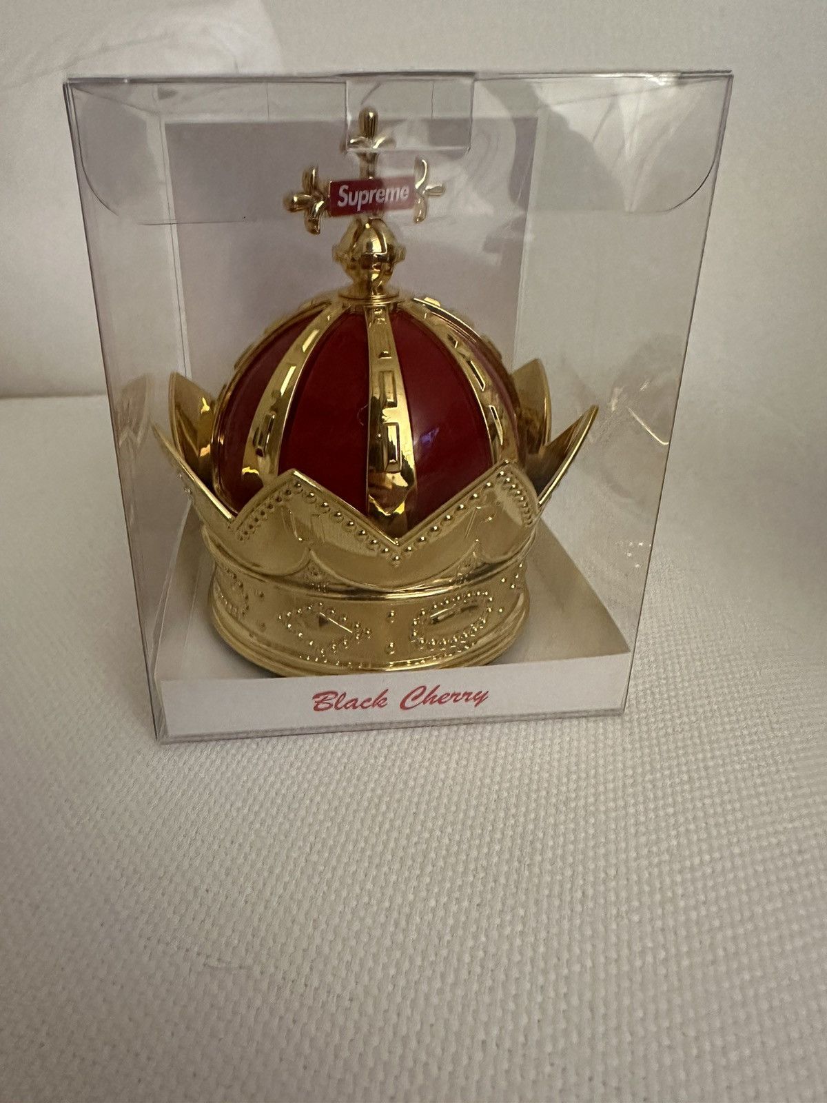 シュプリーム 探し当て 19SS Crown Air Freshener クラウンエアフレッシュナー 王冠 レッド