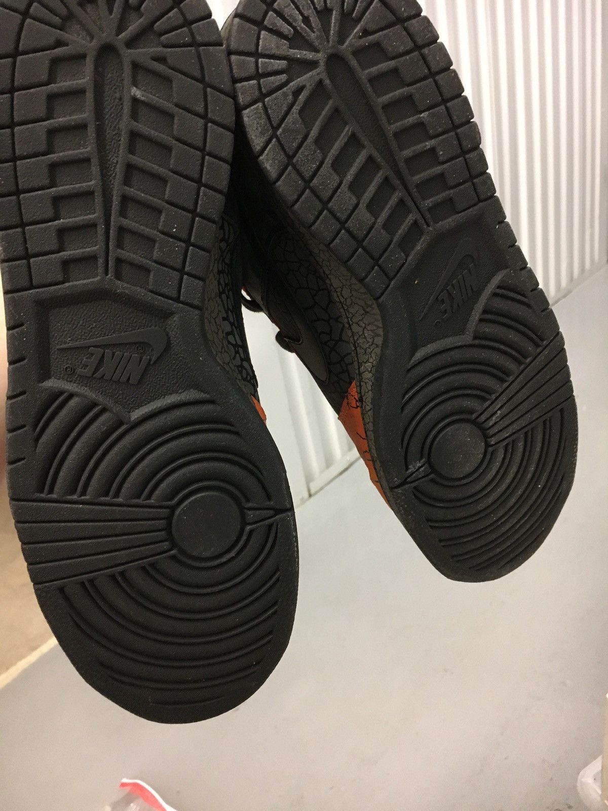 Huf × Nike Hufquake: Nike x Huf Dunk - 2006 Release Size US 12 / EU 45 - 12 Thumbnail