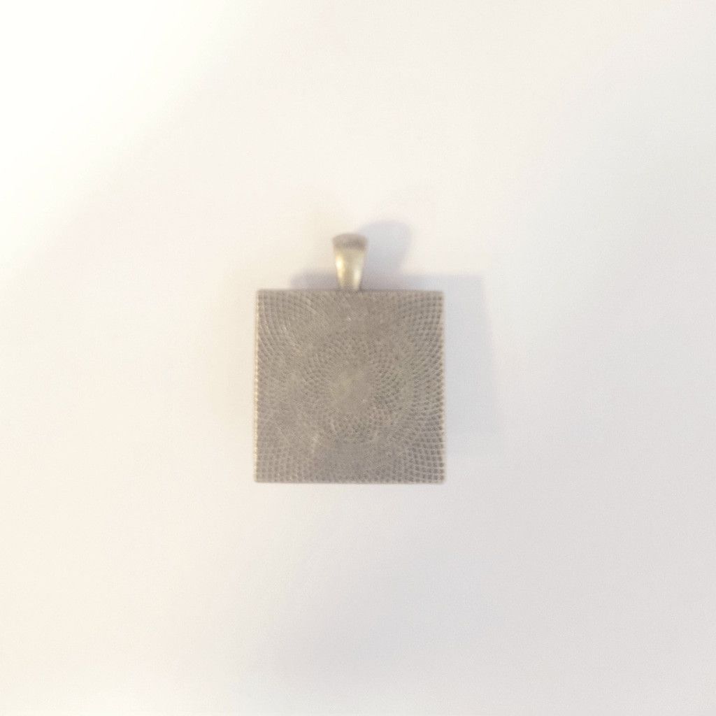 Handmade Rose resin bronze tone pendant Size ONE SIZE - 4 Thumbnail