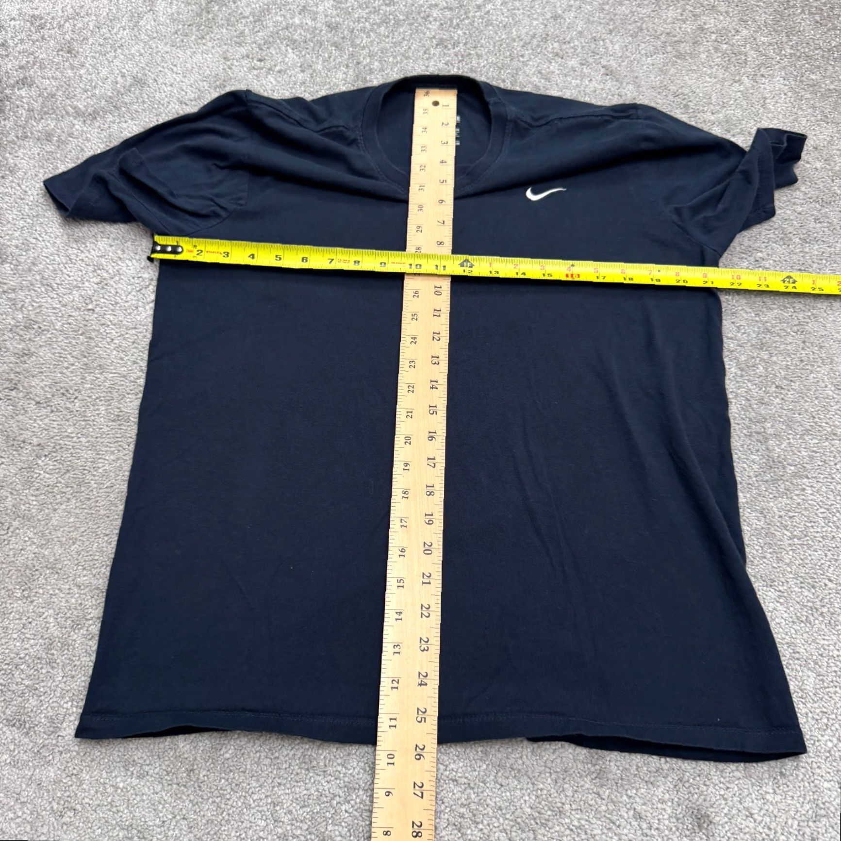 Nike VINTAGE Nike T-Shirt Adult Large Short Sleeve Crew Neck Blue Athletic Fit Streetwear Sports Casual Size US L / EU 52-54 / 3 - 5 Thumbnail