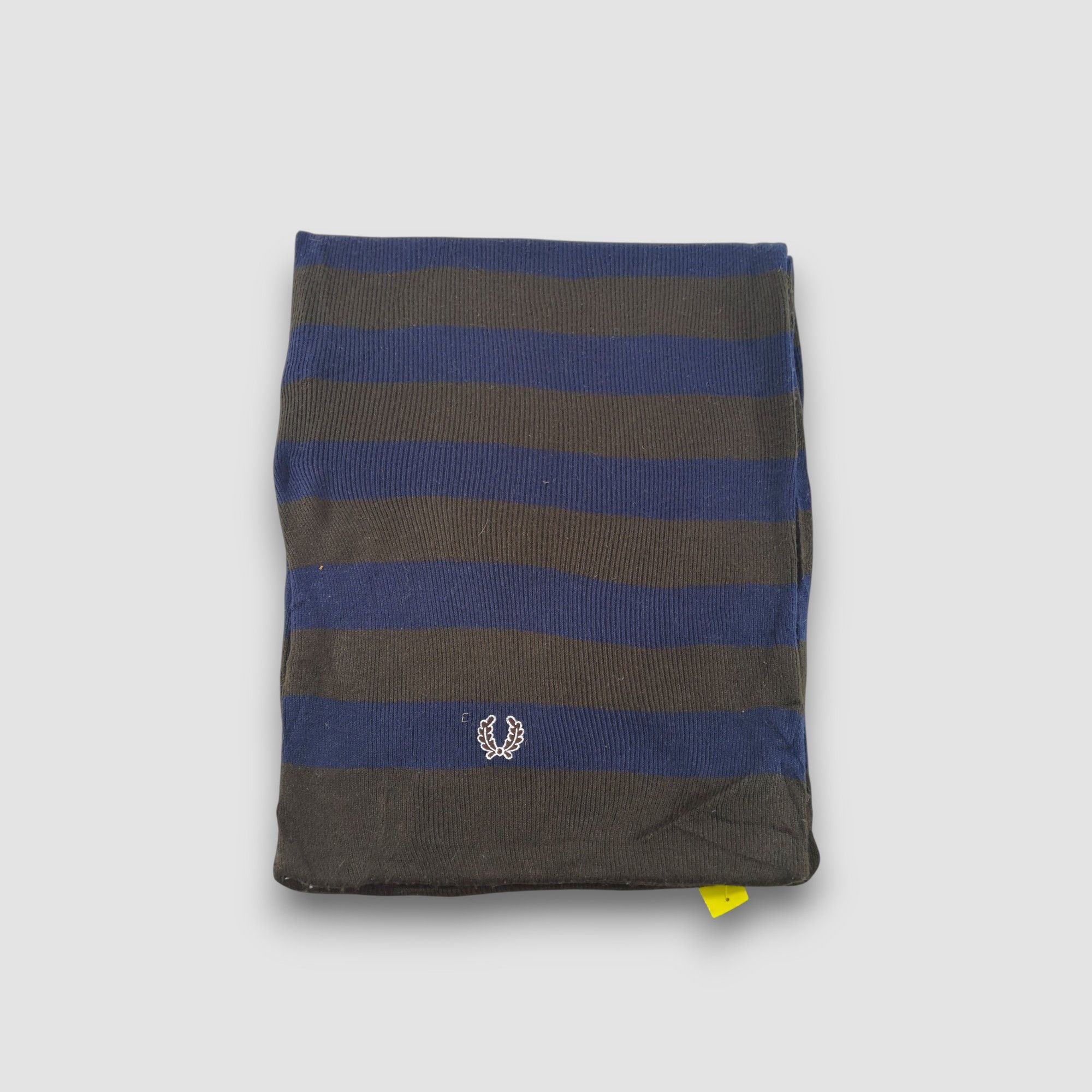 Fred Perry Vintage Fred Perry Scarf Muffler Wool Scarves Size ONE SIZE - 2 Thumbnail