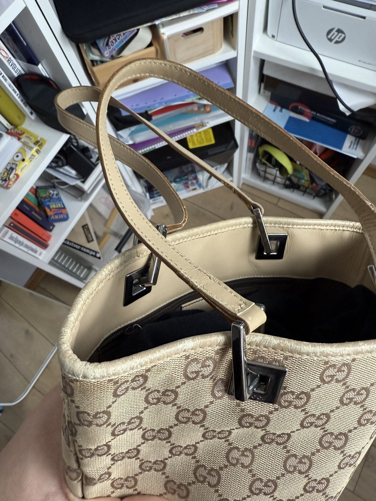 Designer × Gucci × Vintage Vintage y2k Gucci bucket hand bag monogram old money luxury Size ONE SIZE - 9 Thumbnail