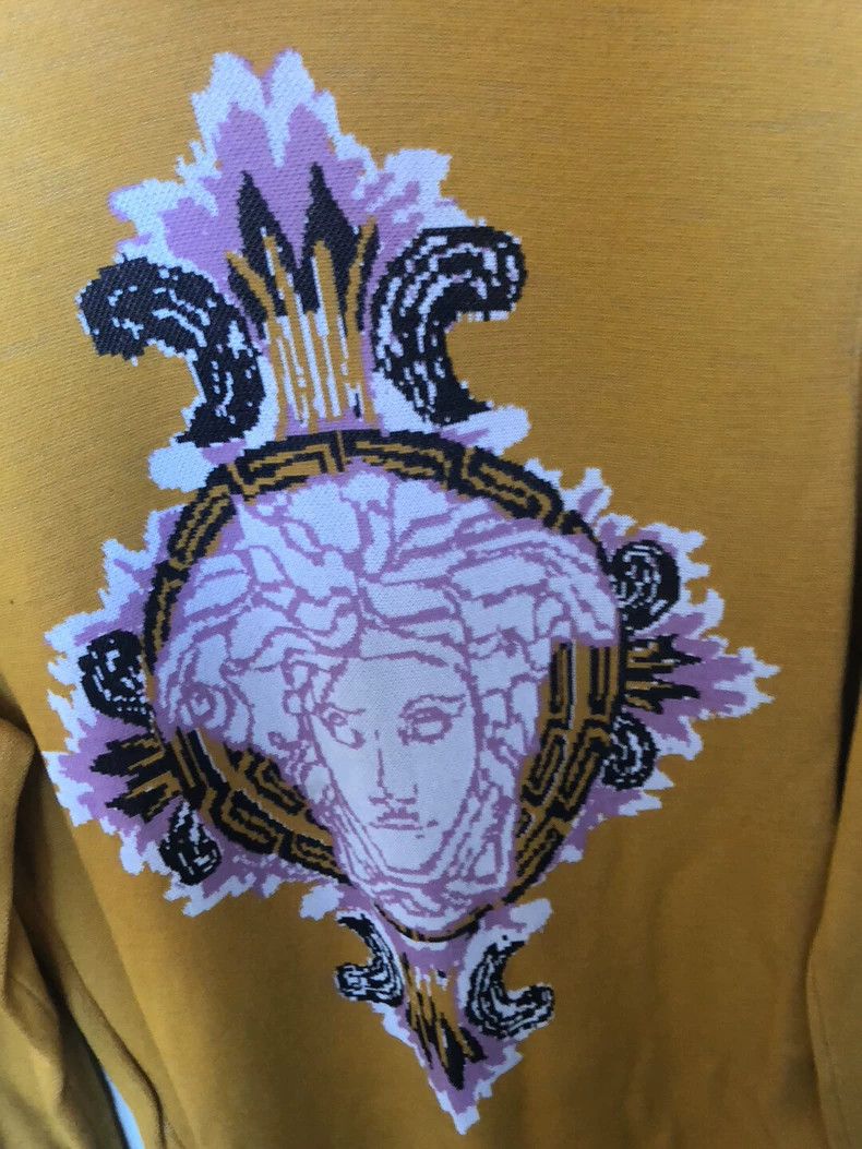 Versace Versace Men's sweaters Size US S / EU 44-46 / 1 - 3 Thumbnail
