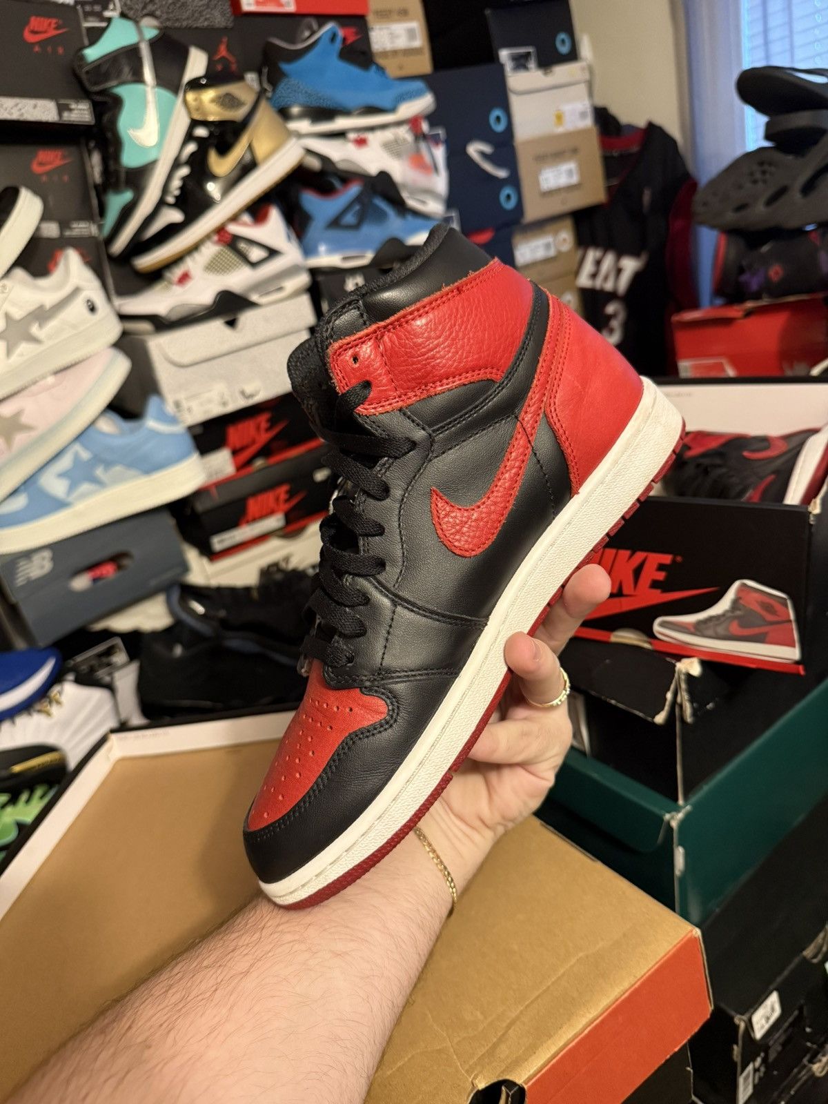 Jordan Brand Jordan retro 1 high banned sz 9 Size US 9 / EU 42 - 3 Thumbnail