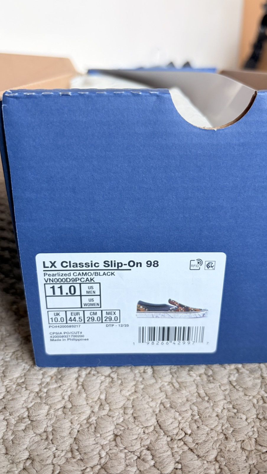 Vans Vans LX Classic Slip-On 98 Size US 11 / EU 44 - 2 Thumbnail