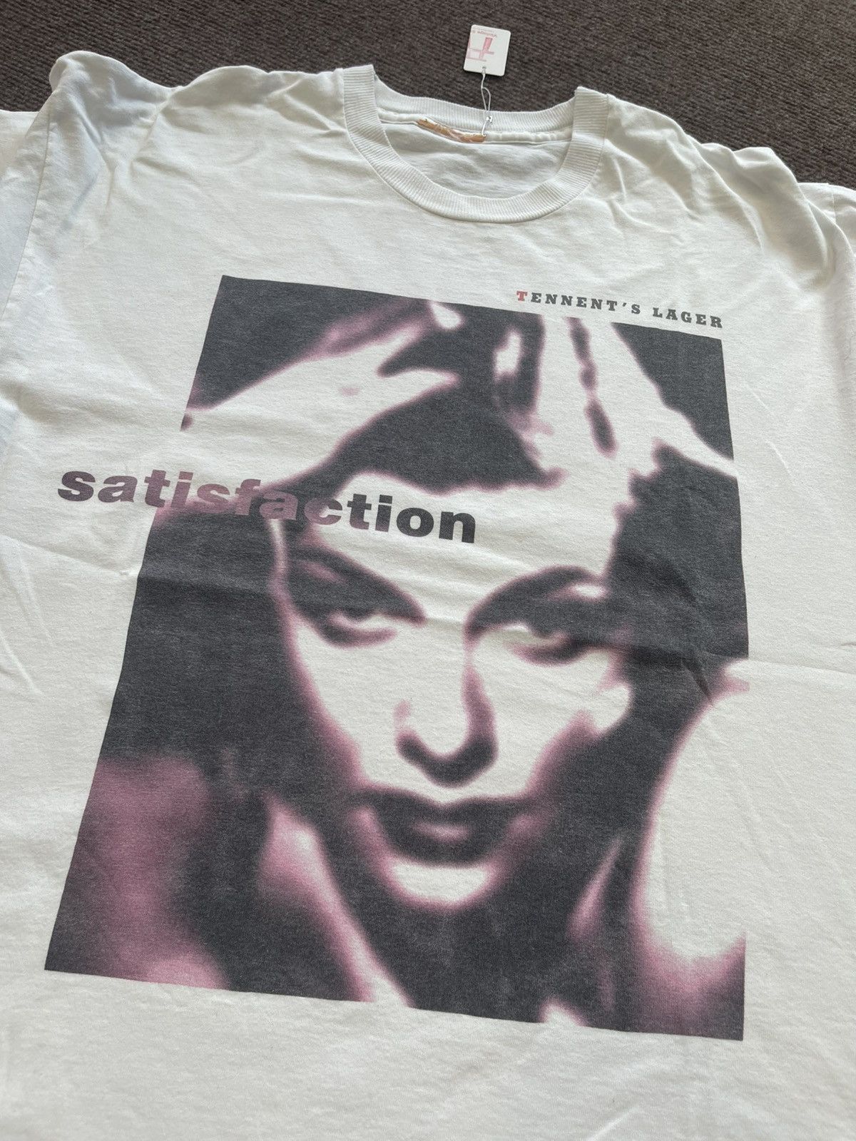 Arts & Science Vintage Photo Model TENNENT'S LAGER satisfaction T Shirt XL Size US XL / EU 56 / 4 - 1 Thumbnail