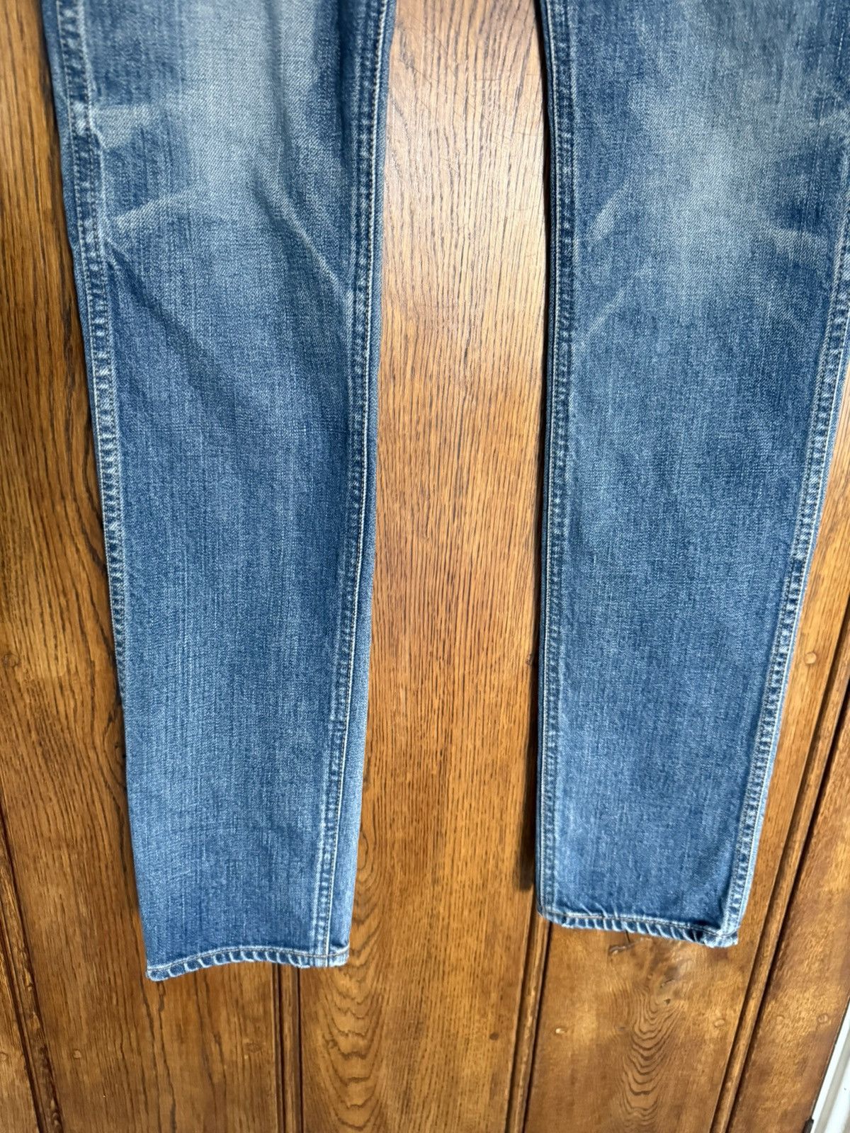 Celine FW22 Celine Hedi Slimane blue skinny jeans in Union wash 29 Size US 29 - 11 Thumbnail
