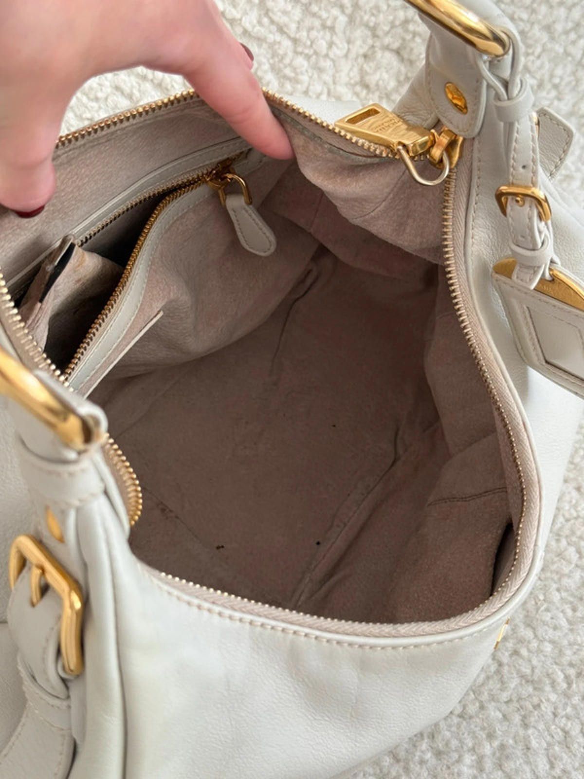 Prada Prada Vitello Daino Hobo Bag Size ONE SIZE - 12 Thumbnail