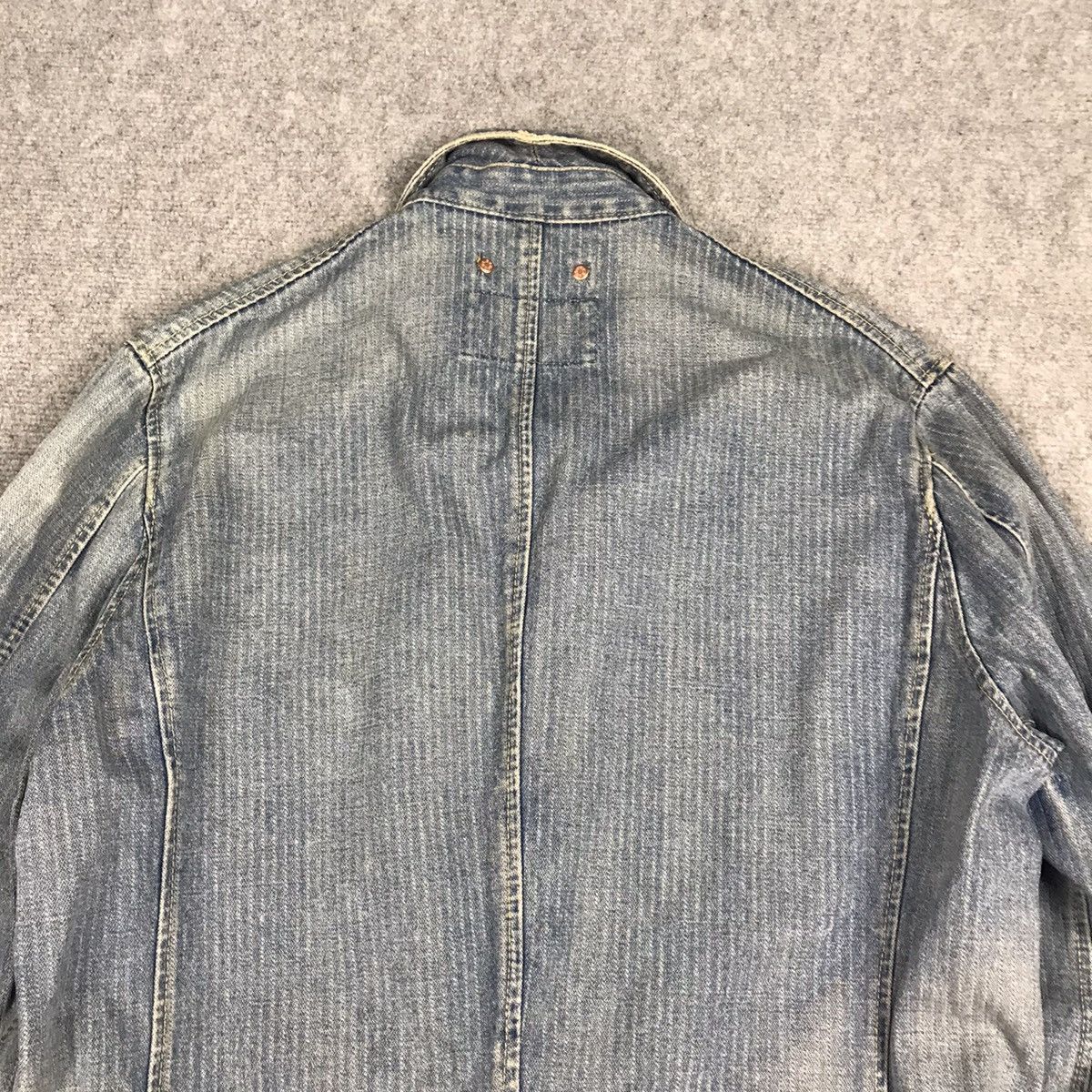 Levi's Vintage Clothing Levis denim faded button jacket Size US L / EU 52-54 / 3 - 7 Thumbnail