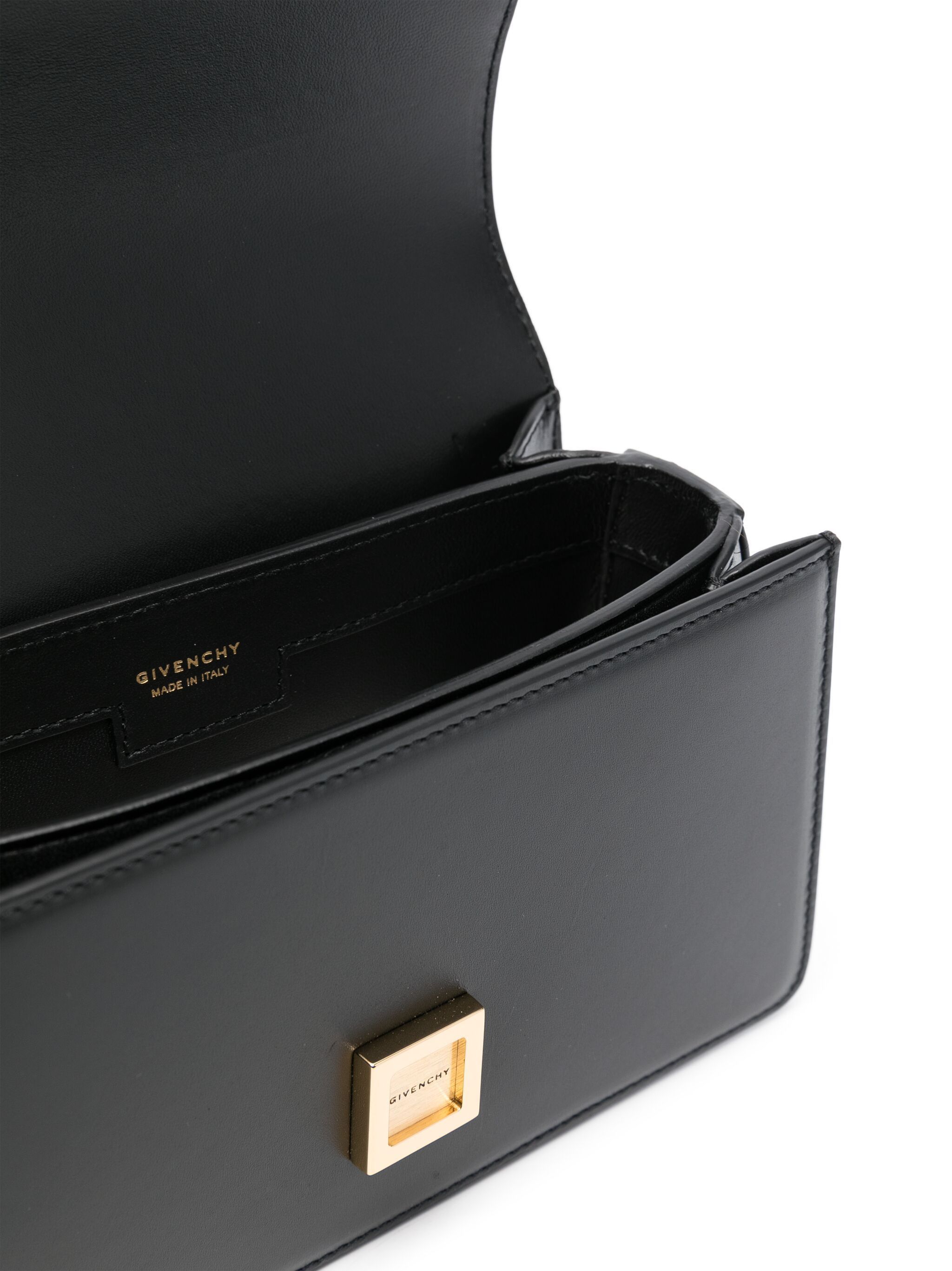 Givenchy o1srvl11e0125 Size: OS/4G Shoulder Bag in Black Size ONE SIZE - 4 Thumbnail