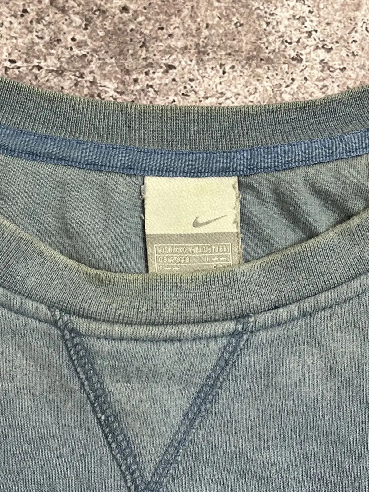 Nike Vintage Nike Sweatshirt Grey Pullover Crewneck Swoosh USA Size US XXL / EU 58 / 5 - 3 Thumbnail
