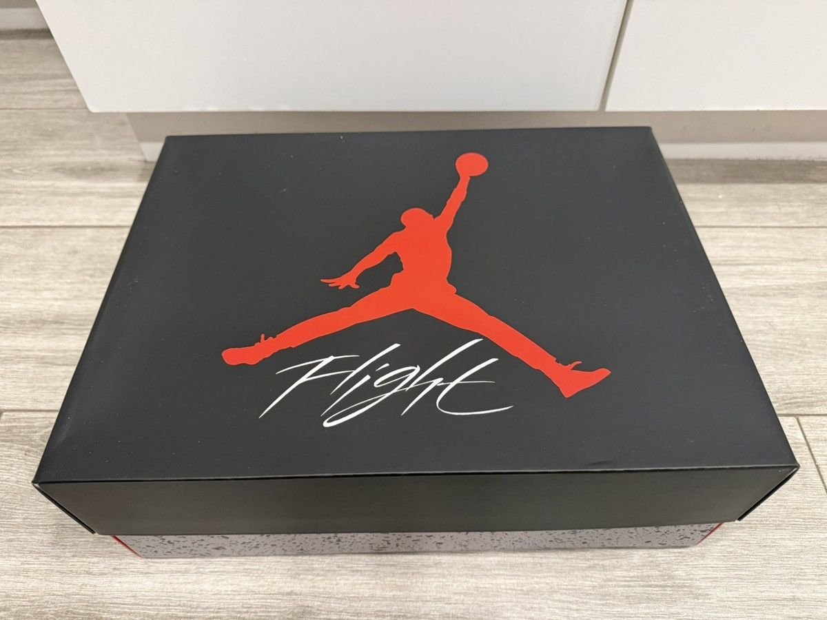 Jordan Brand Air Jordan 4 Retro White Cement Fire Red Tech Grey Black 12 Size US 12 / EU 45 - 11 Thumbnail