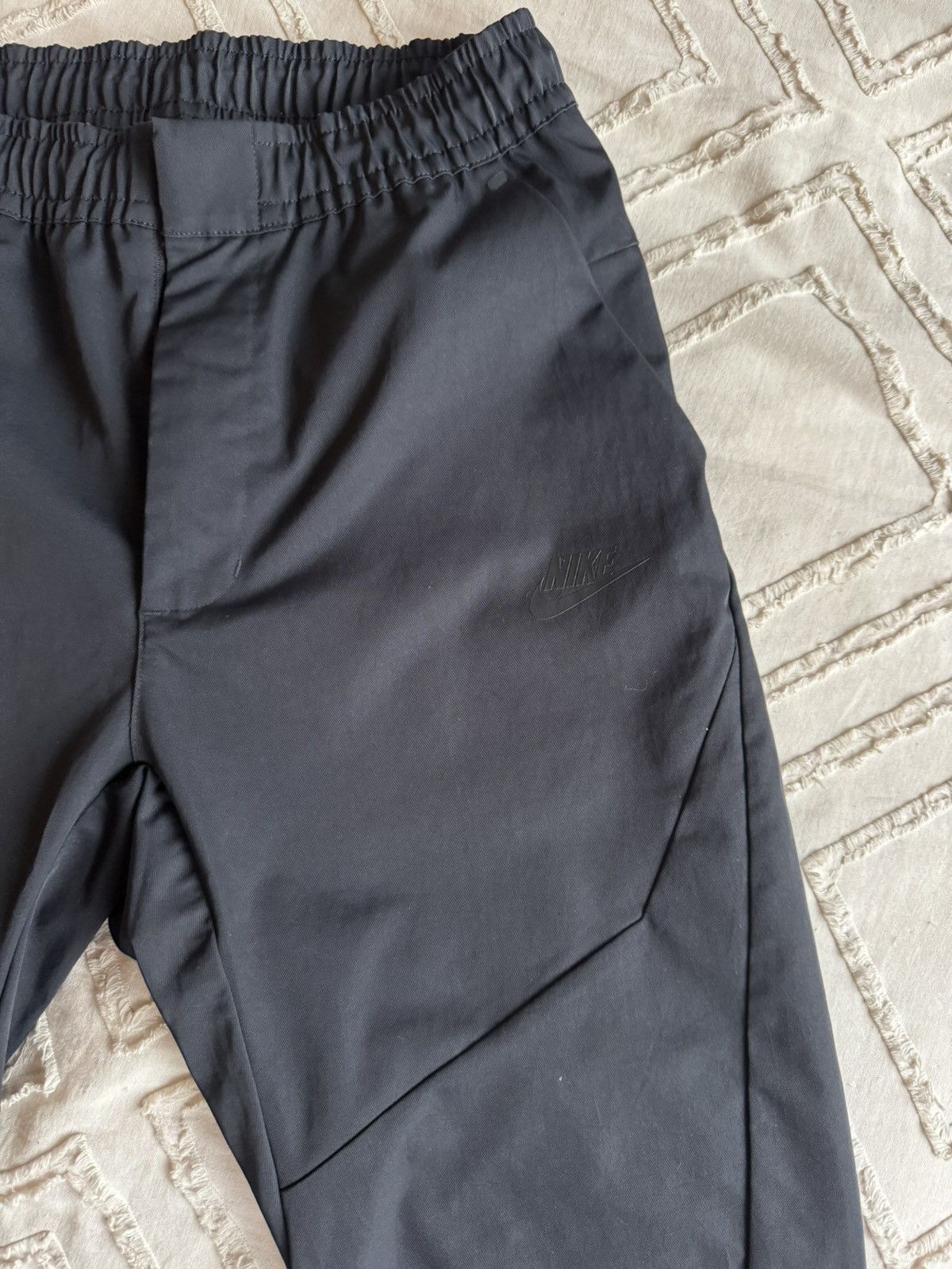 Nike Nike Tech Commuter Pant Size US 30 / EU 46 - 2 Thumbnail