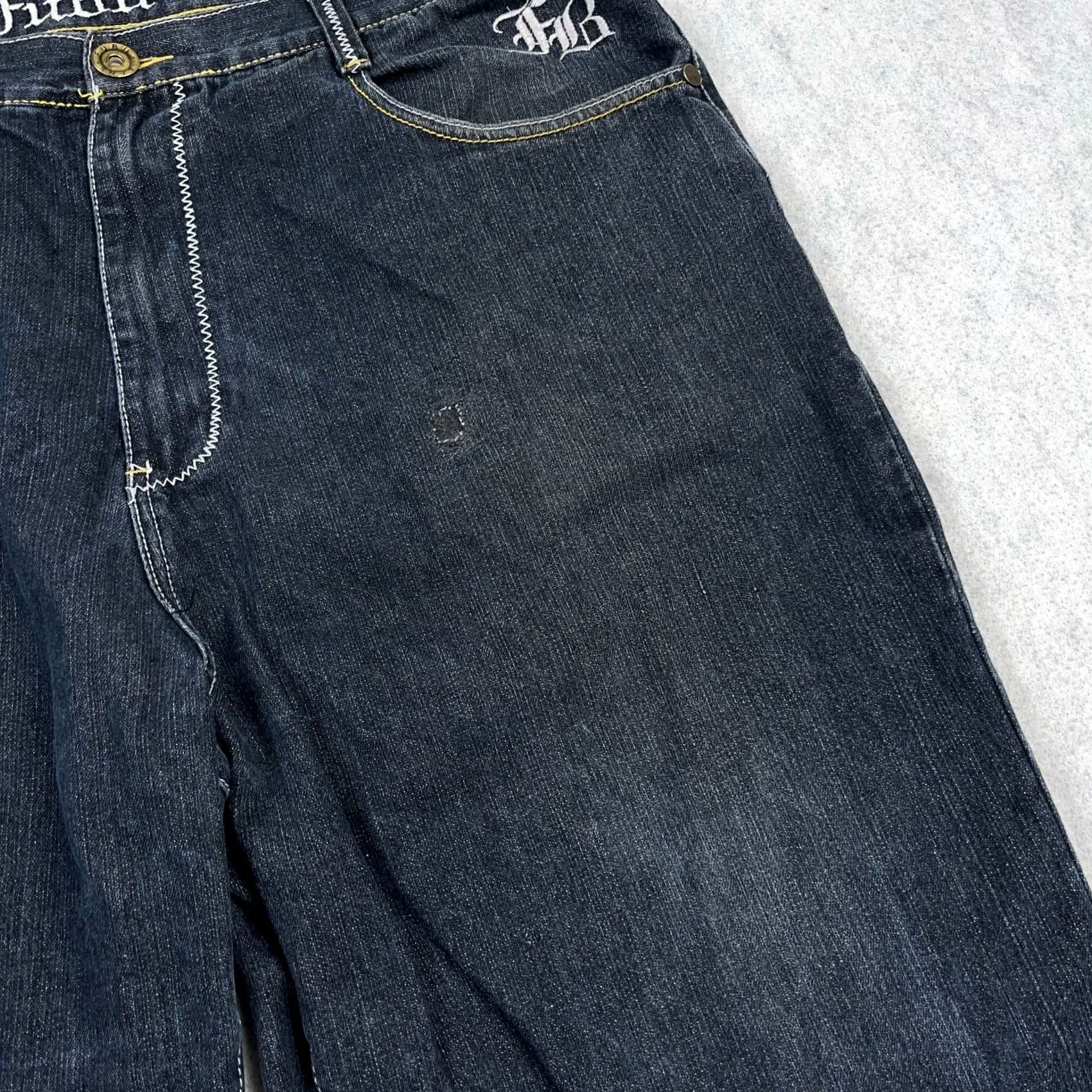 Fubu VINTAGE FUBU Jeans Men 42x31 Dark Blue Denim Straight Leg Baggy Hip Hop 90s | 42 | Blue | Jeans | Mens Size US 42 / EU 58 - 4 Thumbnail