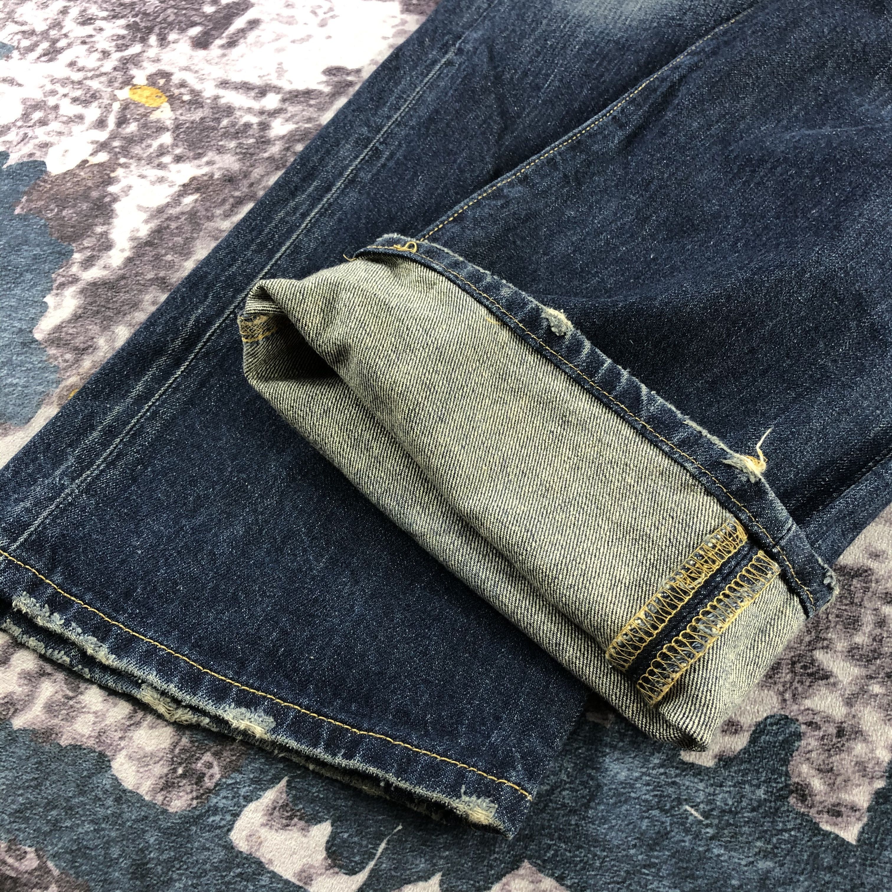 Levi's × Vintage Vintage Blue Wash Levis 501 Jeans-JM2919 Size US 39 - 9 Thumbnail