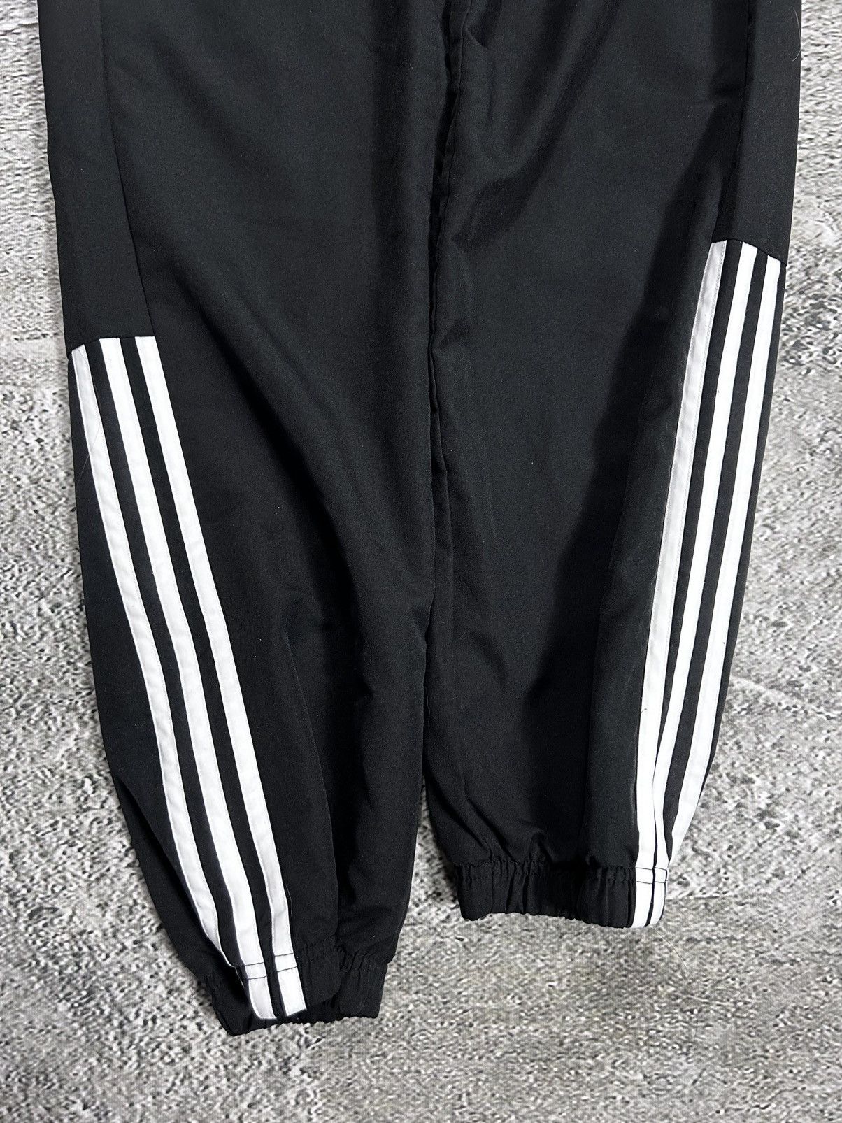 Adidas × Vintage Adidas vintage black track pants small logo 2000s Size US 28 / EU 44 - 4 Thumbnail