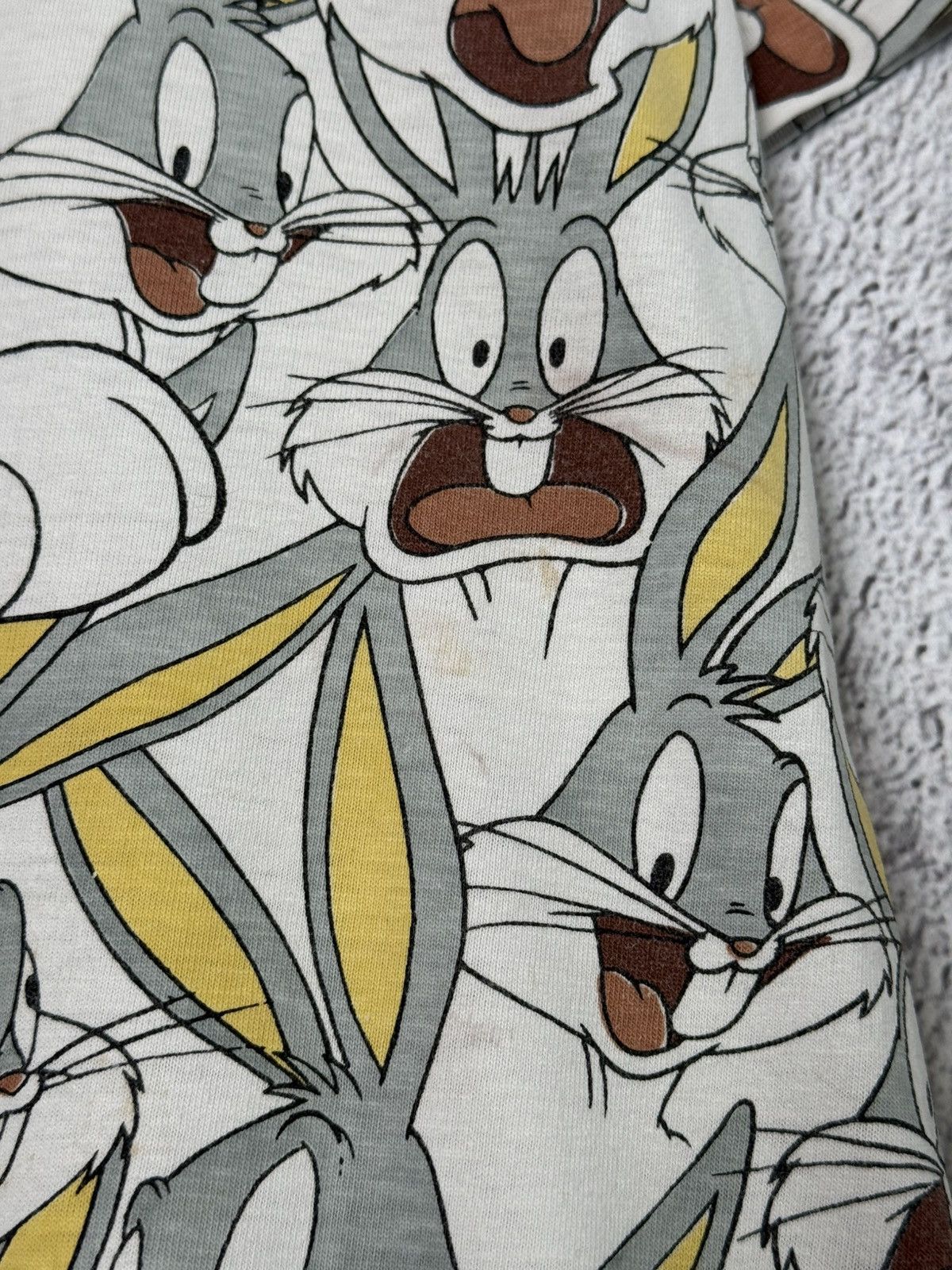 Warner Bros Vintage Bugs Bunny All Over Print T-Shirt Looney Tunes Tee Size US XL / EU 56 / 4 - 12 Thumbnail