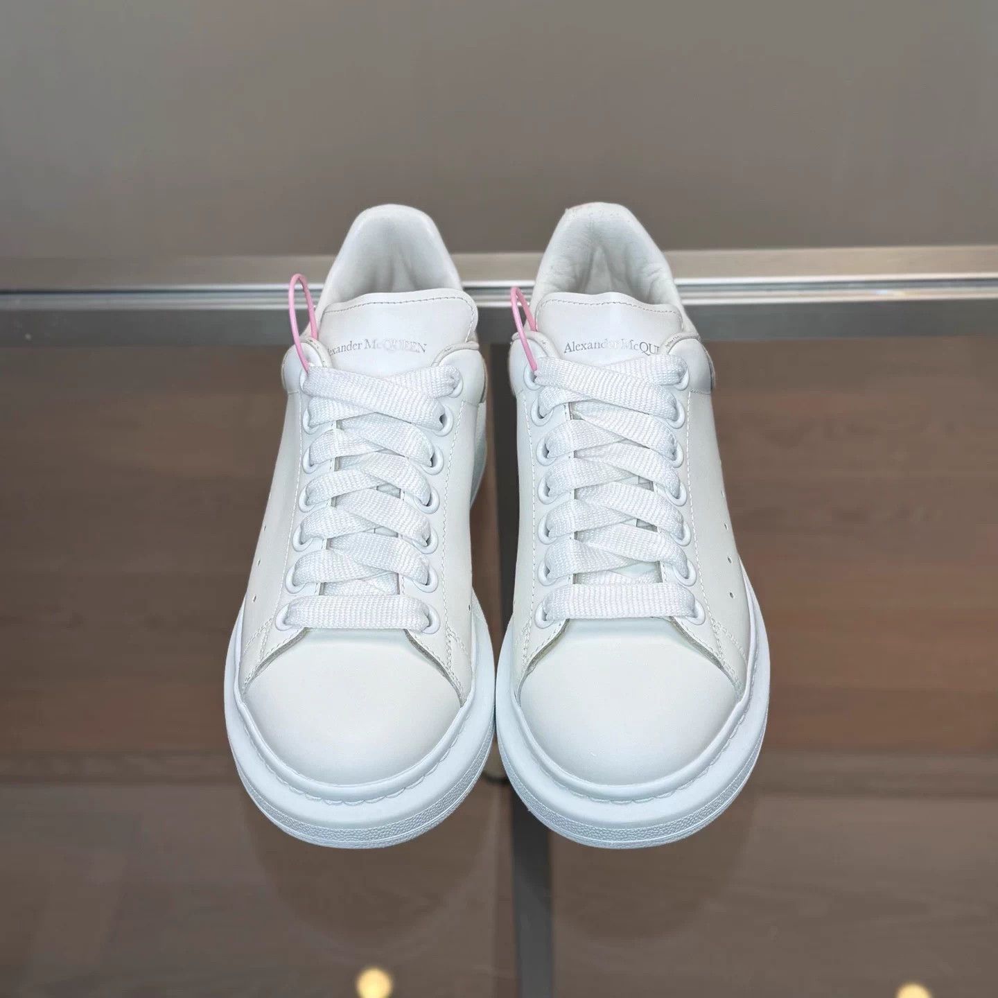 Alexander McQueen Alexander McQueen Iridescent White Sneakers EU37 99 Size US 6 / IT 36 - 2 Thumbnail
