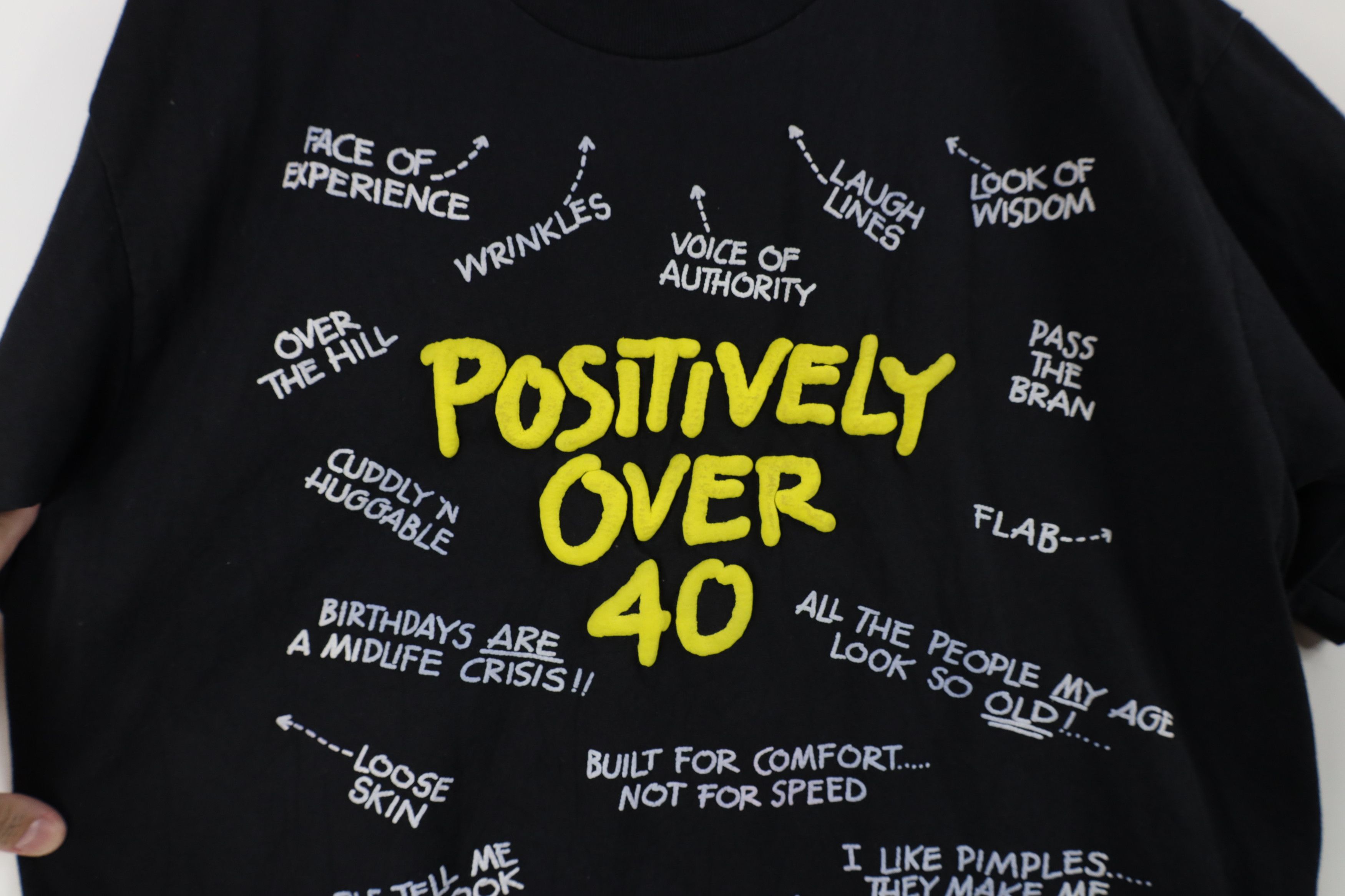 Vintage Vintage 90s Streetwear 40th Birthday Over 40 T-Shirt USA Size US L / EU 52-54 / 3 - 5 Thumbnail