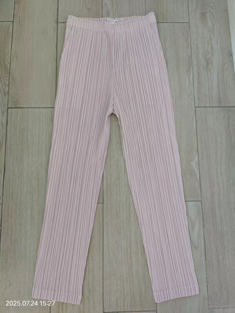 Issey Miyake Issey Miyake size:2 Pink pleated straight-leg pants Size 22" - 1 Thumbnail