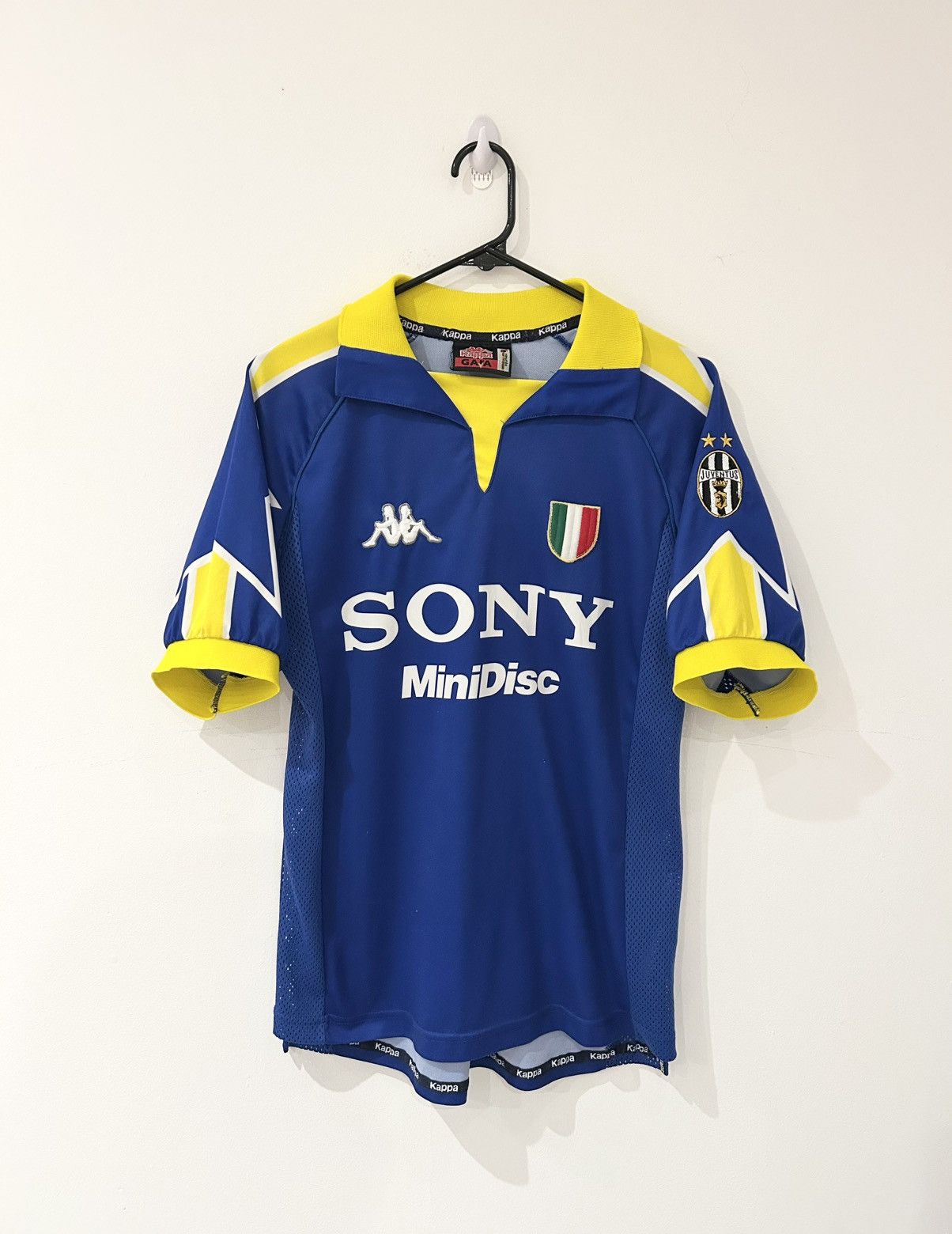 Kappa × Vintage Juventus 1997/98 away Size US S / EU 44-46 / 1 - 1 Thumbnail