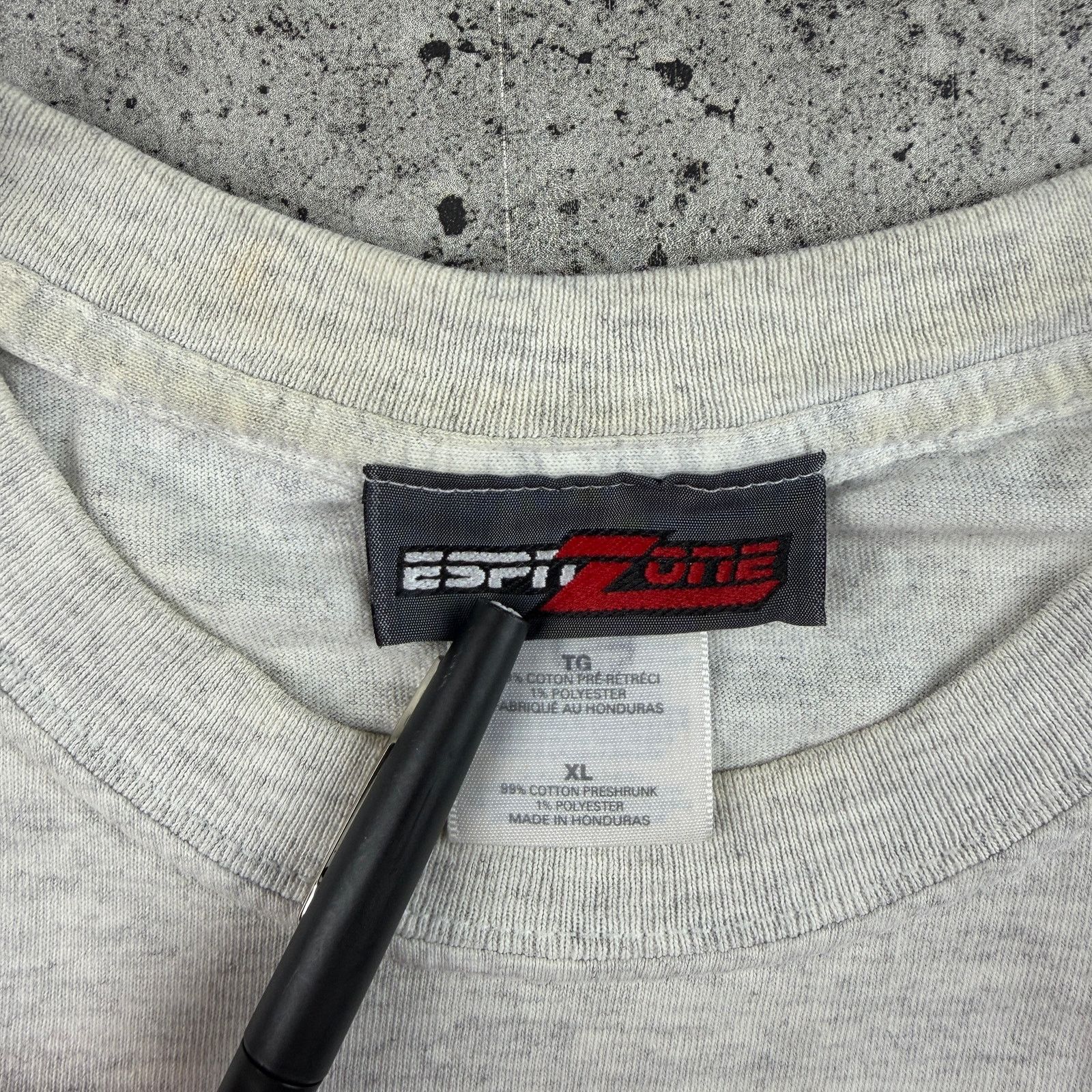 Vintage Vintage ESPN The Zone Shirt Y2K Sportswear Size XL boxy fit Size US XL / EU 56 / 4 - 6 Thumbnail