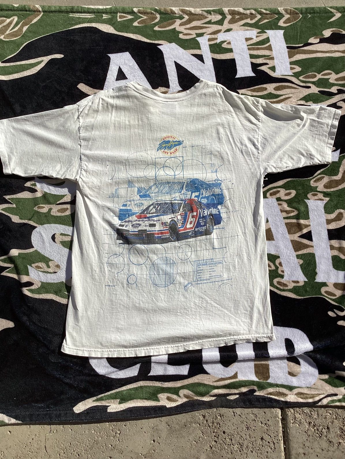 NASCAR Vtg 1990s Mark Martin NASCAR Winston Cup Valvoline racing T Size US L / EU 52-54 / 3 - 1 Thumbnail