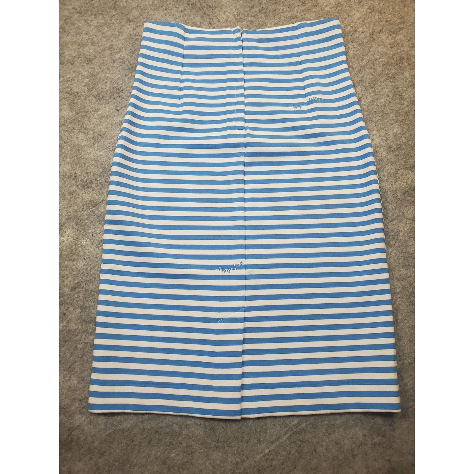 Lilly Pulitzer Women's Lilly Pulitzer S Blue & White Striped Pencil Skirt Size 26" / US 2 / IT 38 - 2 Thumbnail